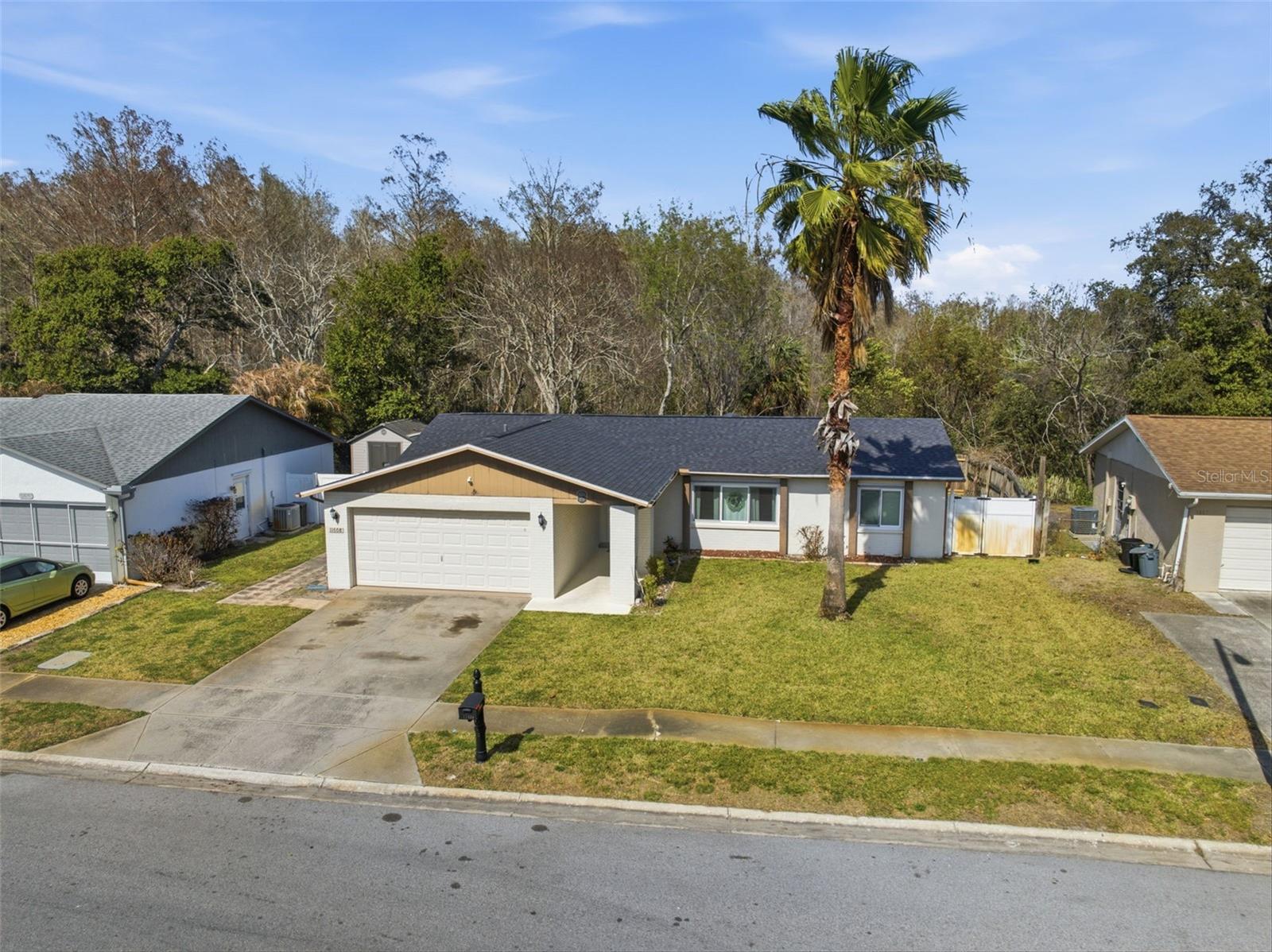 Listing photo id 39 for 11608 Fox Run