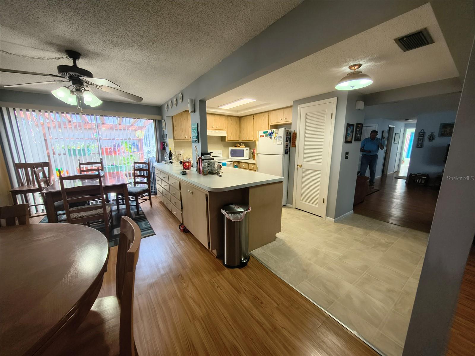 Image 19 of 85 For 7519 Clanton Trail