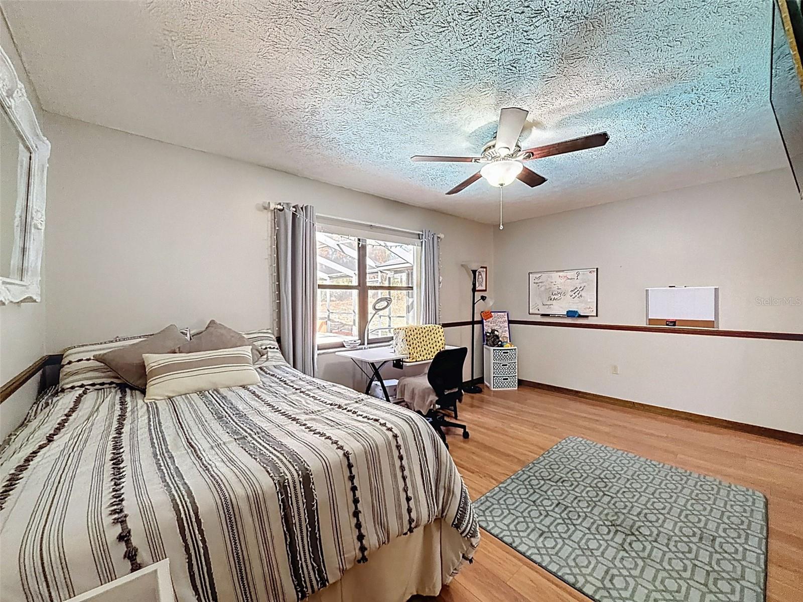 Image 22 of 50 For 4289 Castle Avenue