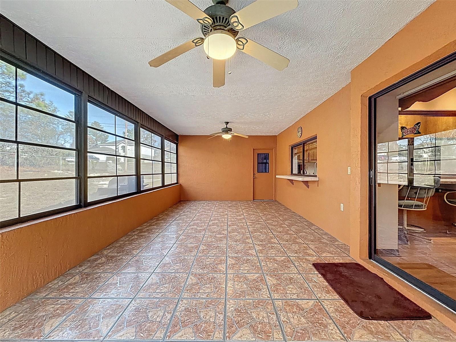 Image 30 of 50 For 4289 Castle Avenue