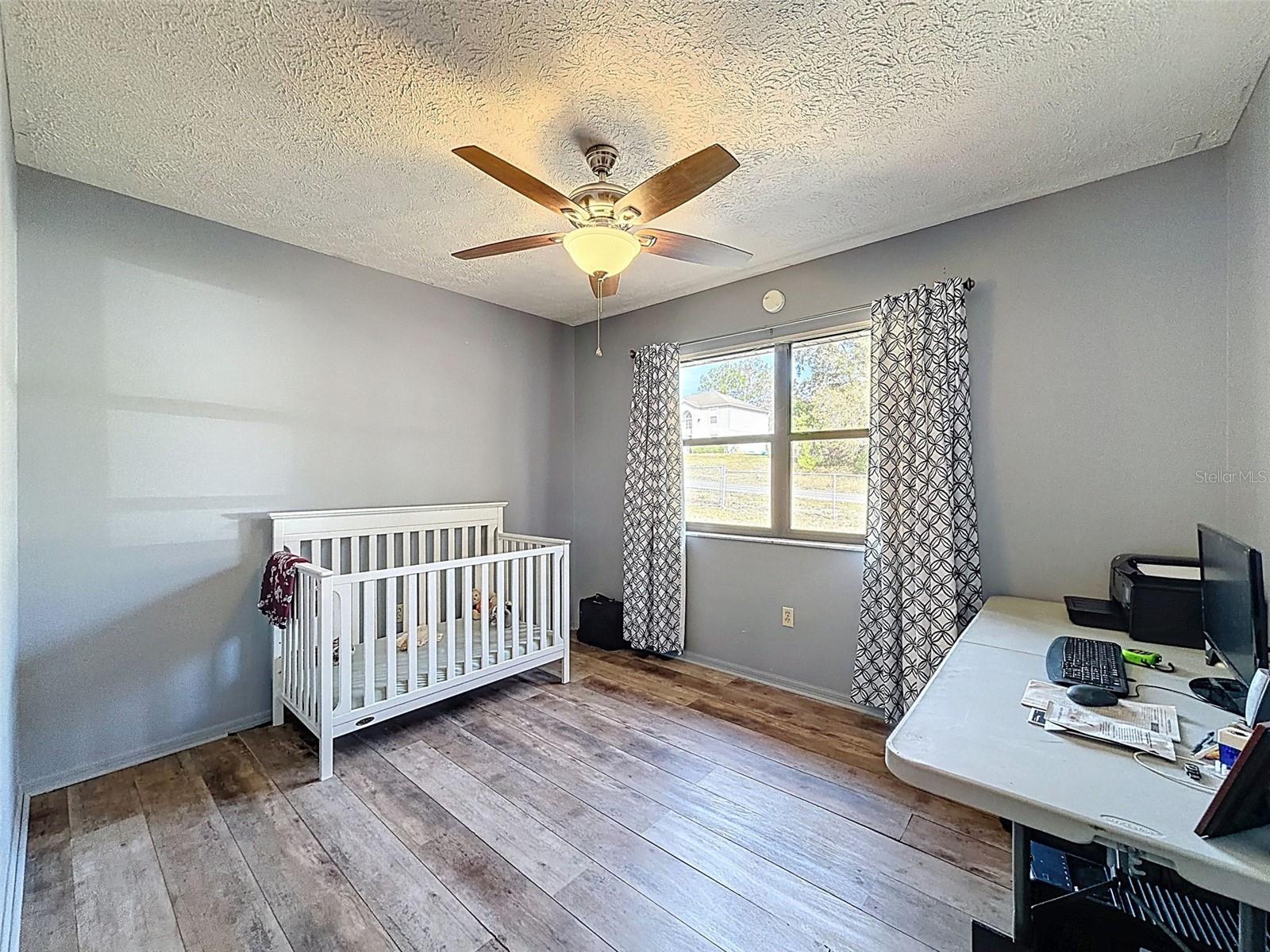 Image 32 of 50 For 4289 Castle Avenue