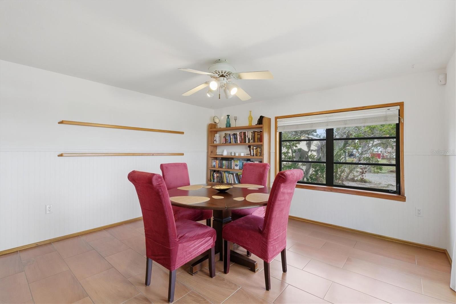 Image 31 of 89 For 2487 Sunset Vista Drive