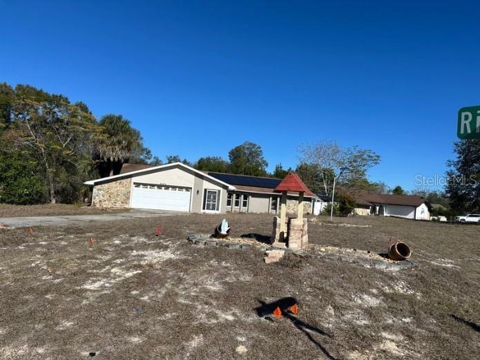 Image 3 of 6 For 8209 Chaucer Drive