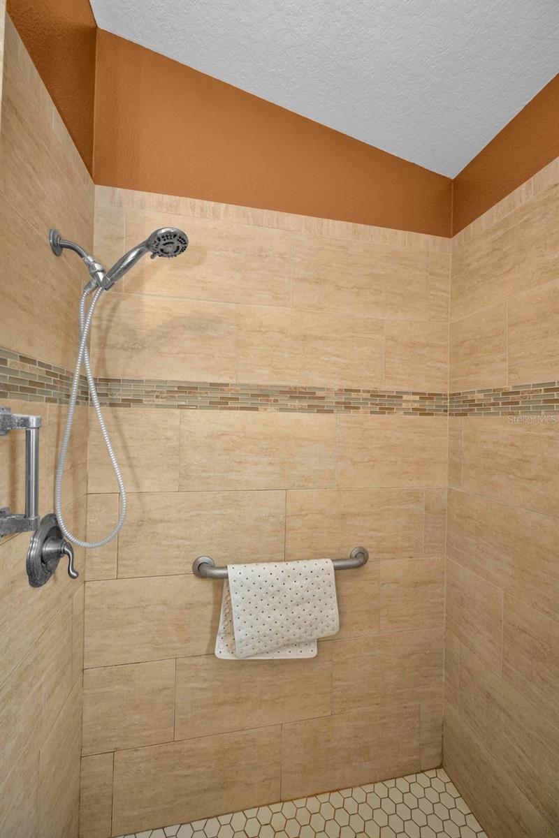 Image 30 of 83 For 9630 Green Needle Drive