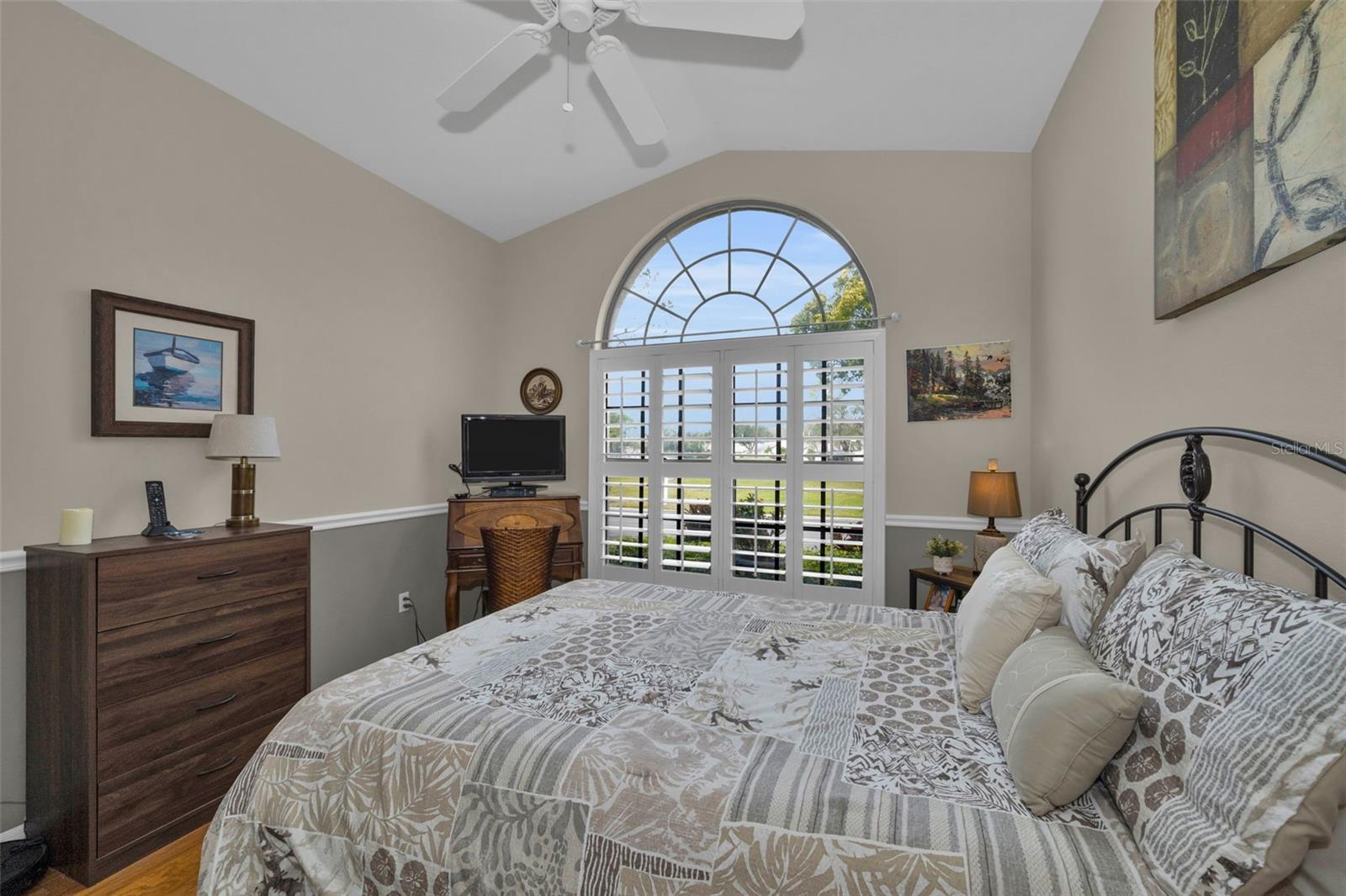 Image 33 of 83 For 9630 Green Needle Drive