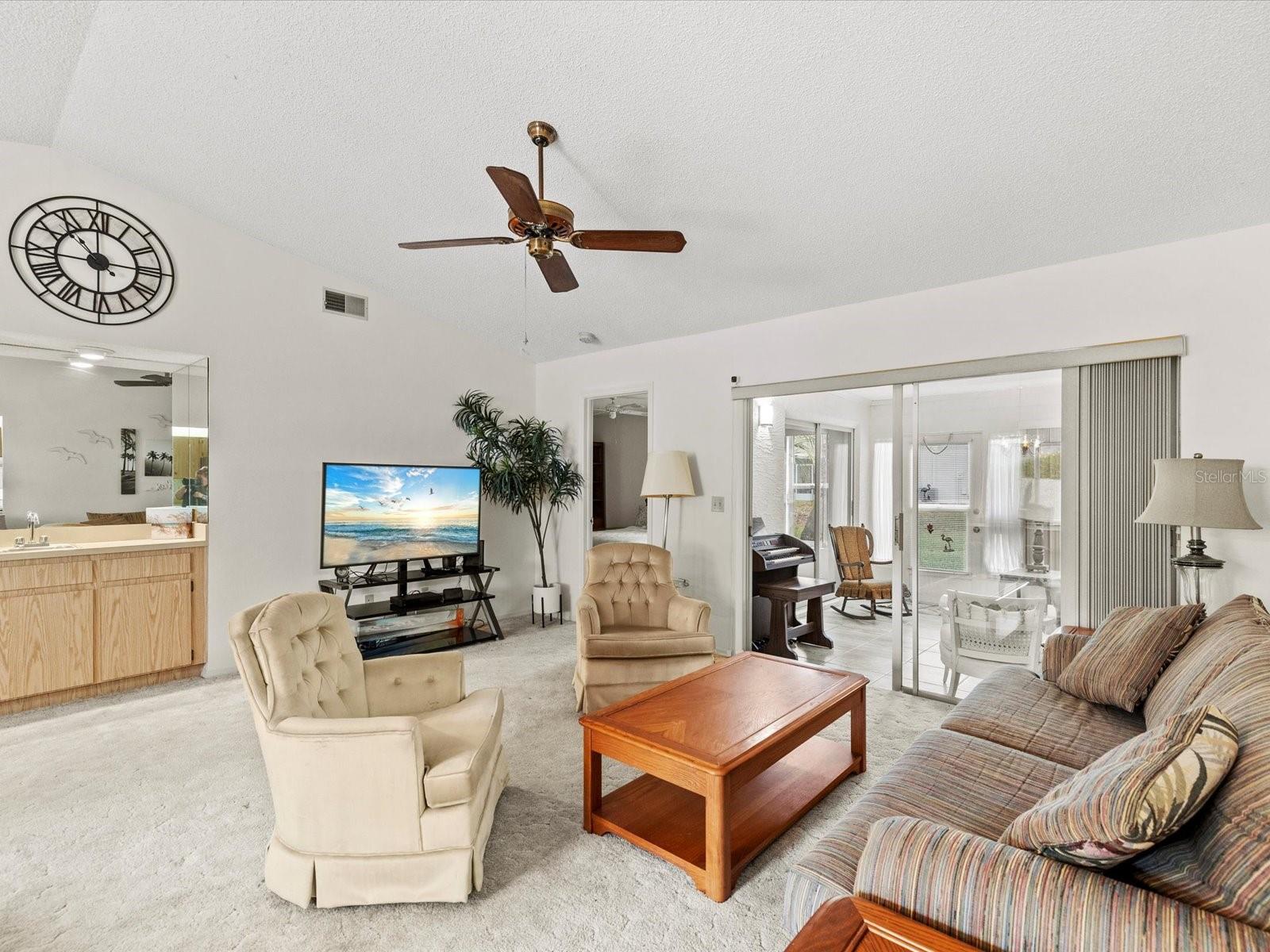 Image 10 of 35 For 7415 Heather Walk Drive