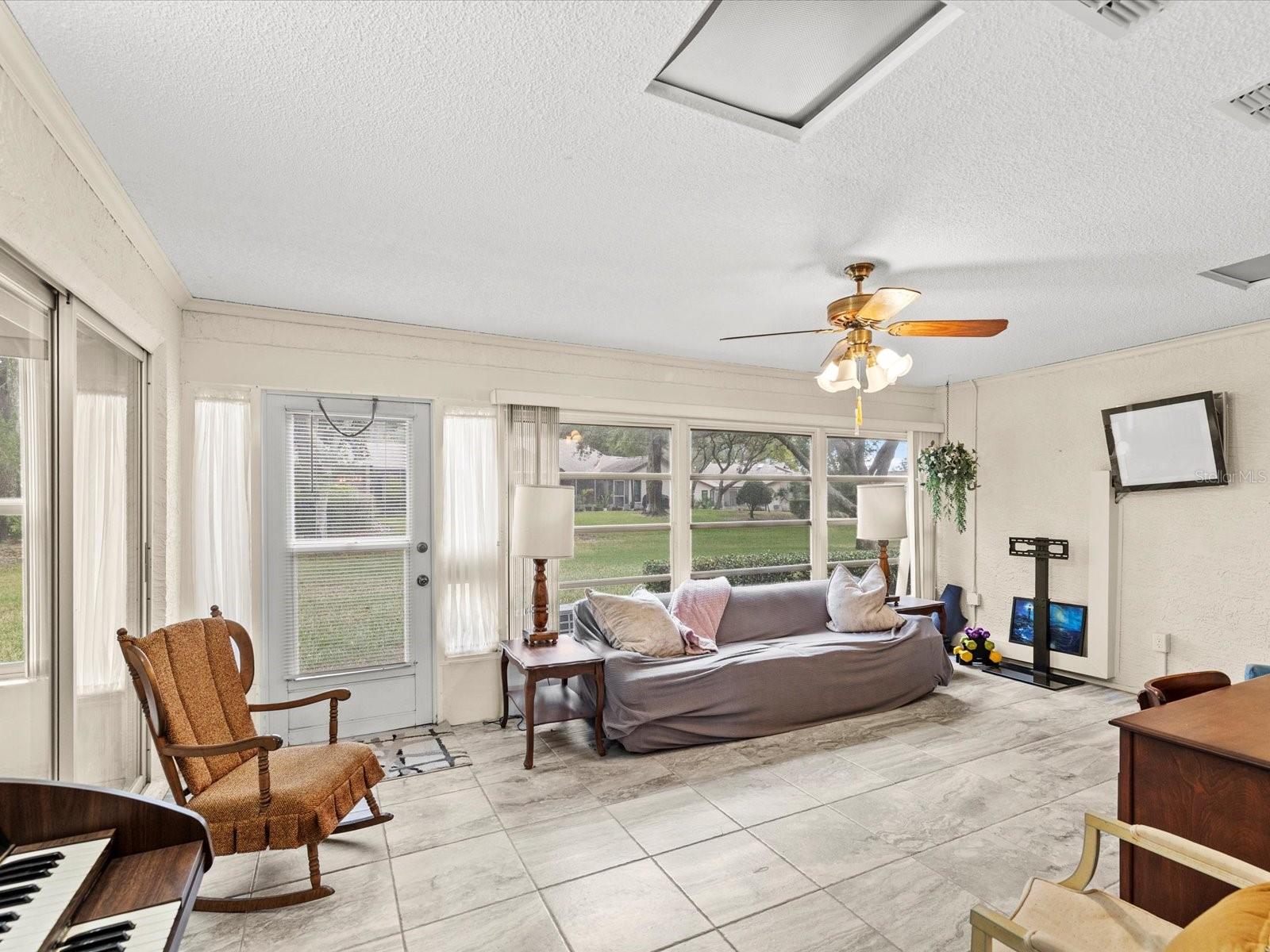 Image 22 of 35 For 7415 Heather Walk Drive