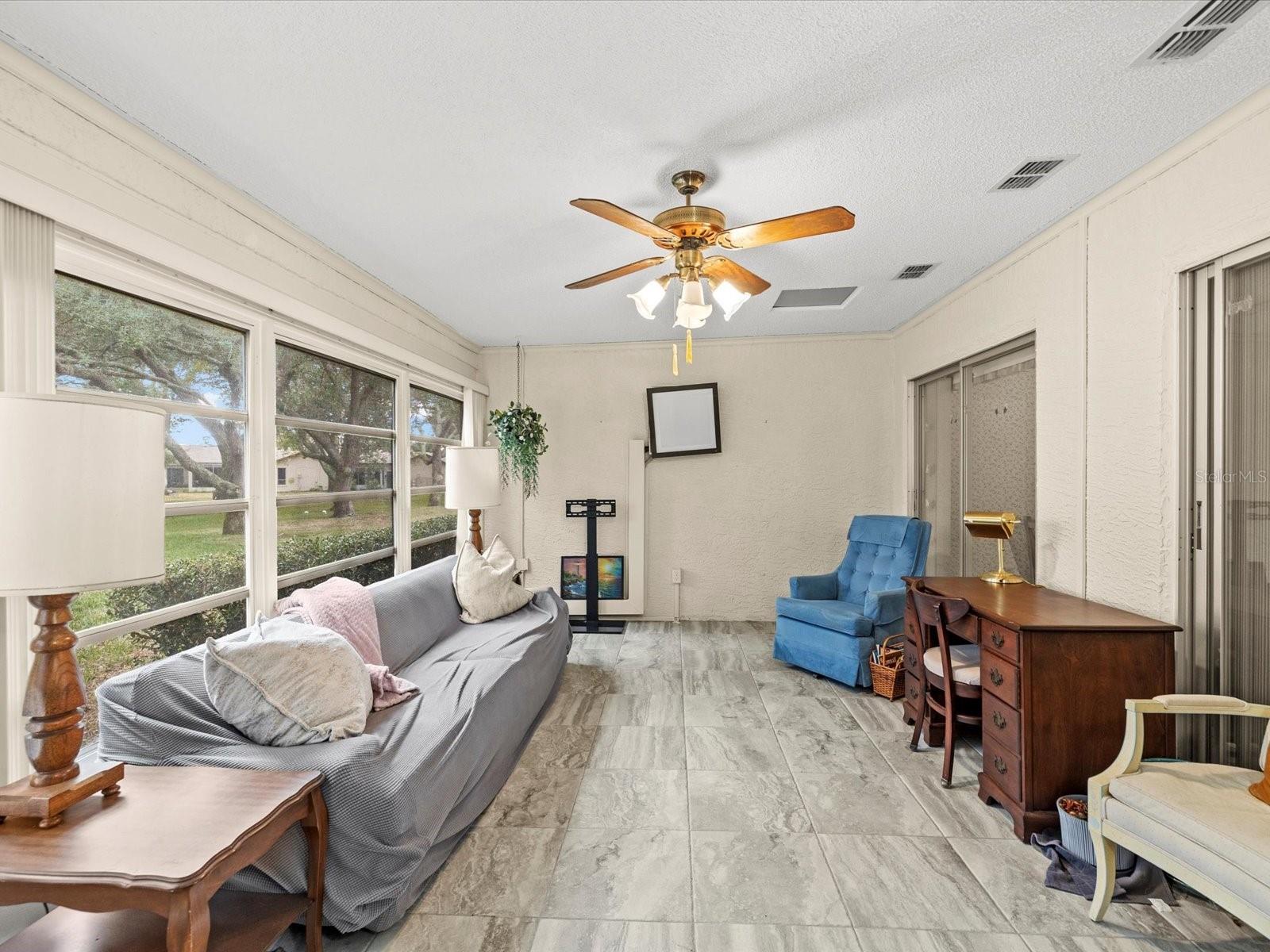 Image 23 of 35 For 7415 Heather Walk Drive