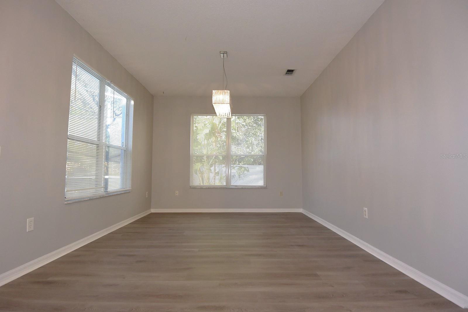 Image 17 of 63 For 7435 Mohawk Trail