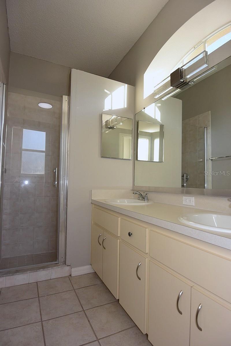 Image 27 of 63 For 7435 Mohawk Trail