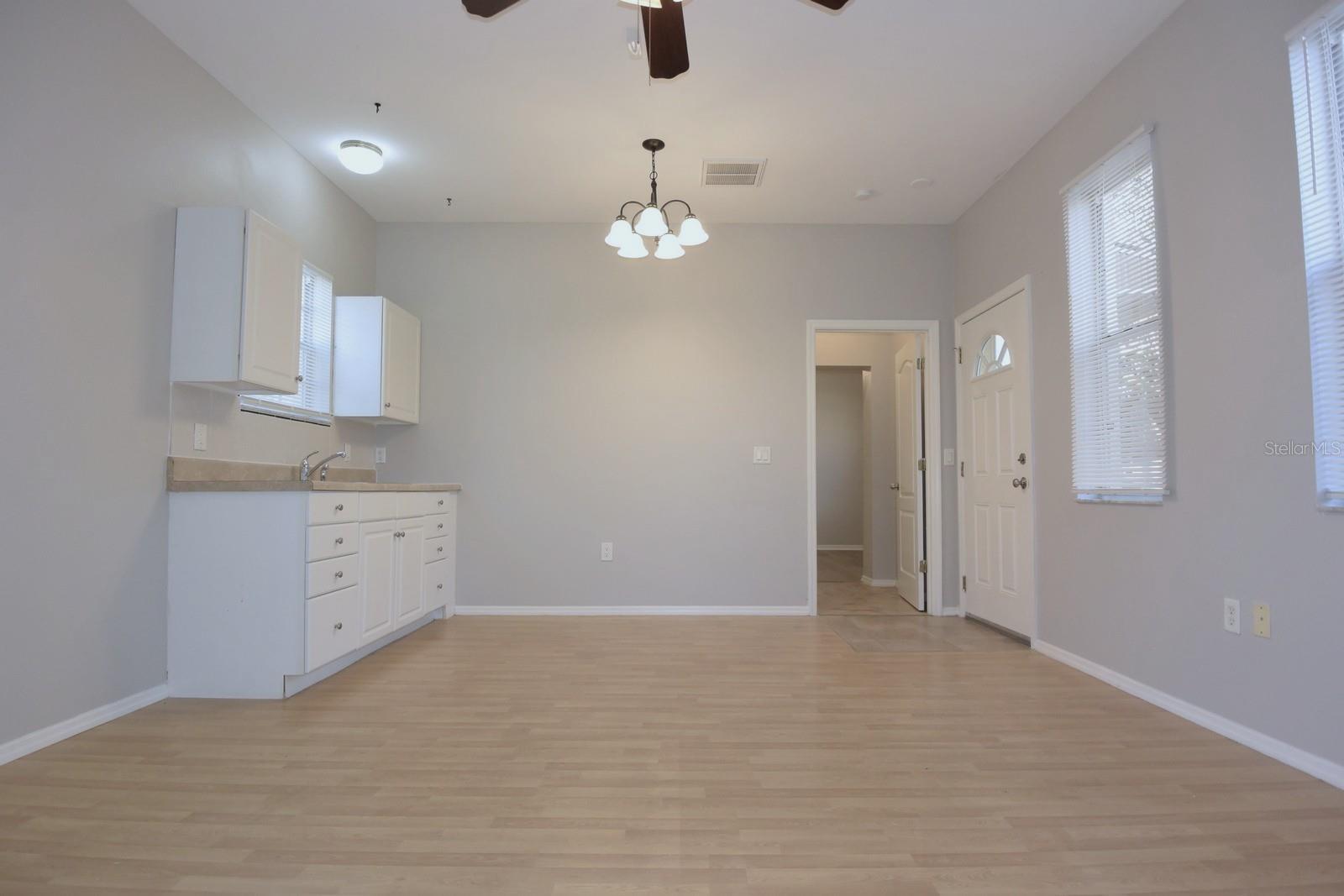 Image 49 of 63 For 7435 Mohawk Trail