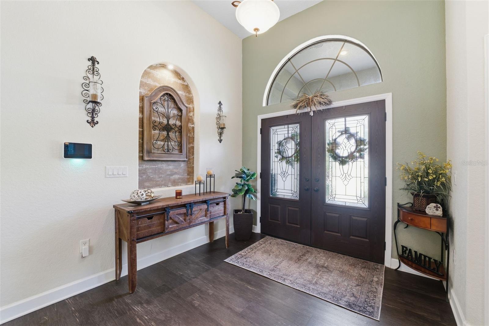 Image 4 of 66 For 13843 Rudi Loop