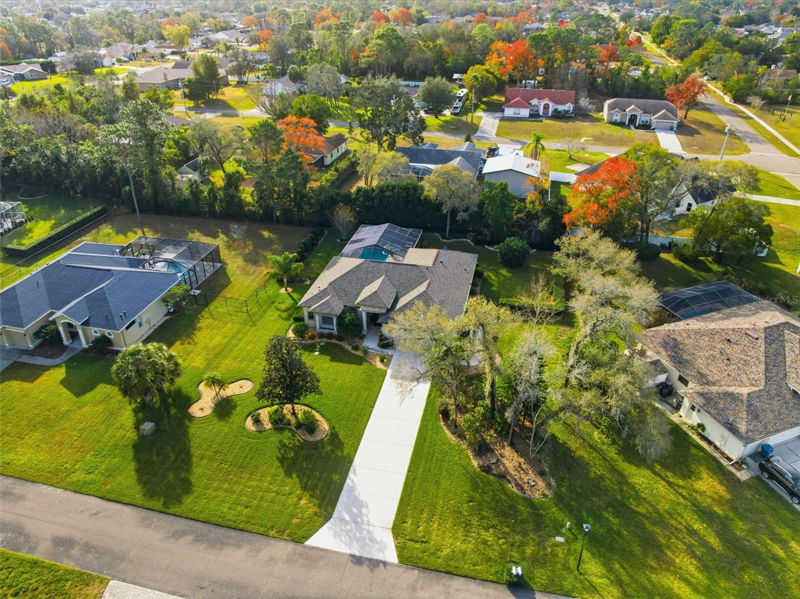 Image 40 of 66 For 13843 Rudi Loop