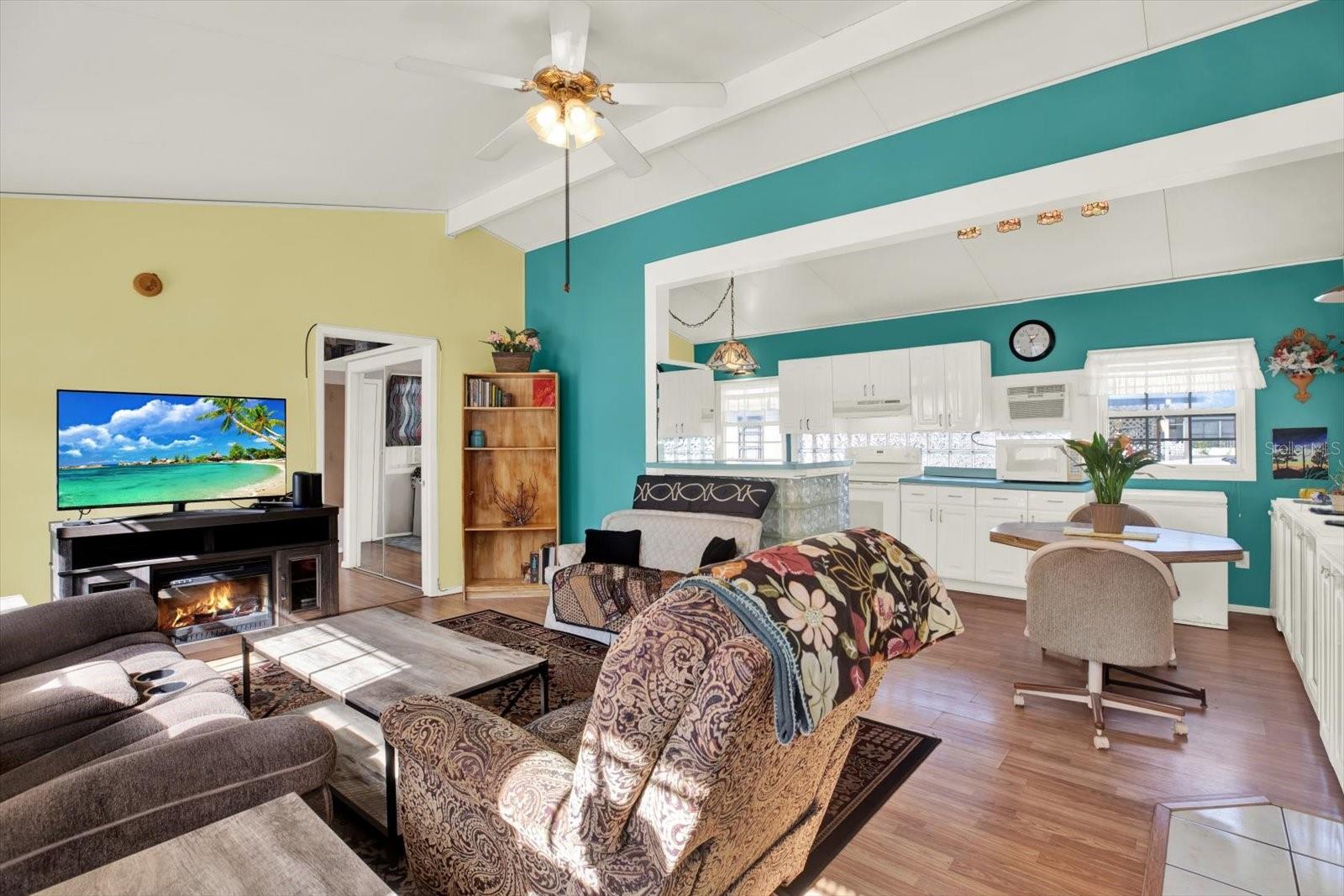 Image 2 of 19 For 9501 Black Bear Drive