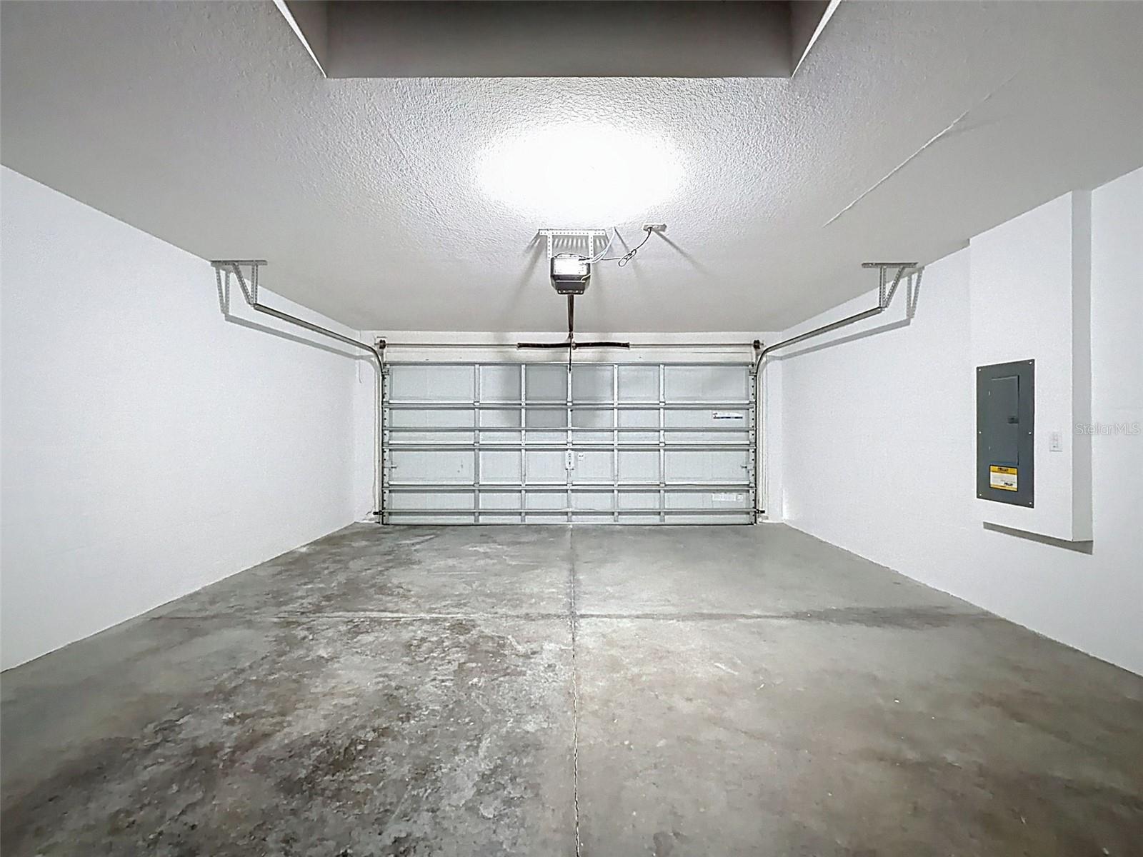 Image 39 of 53 For 12943 Impatiens Street