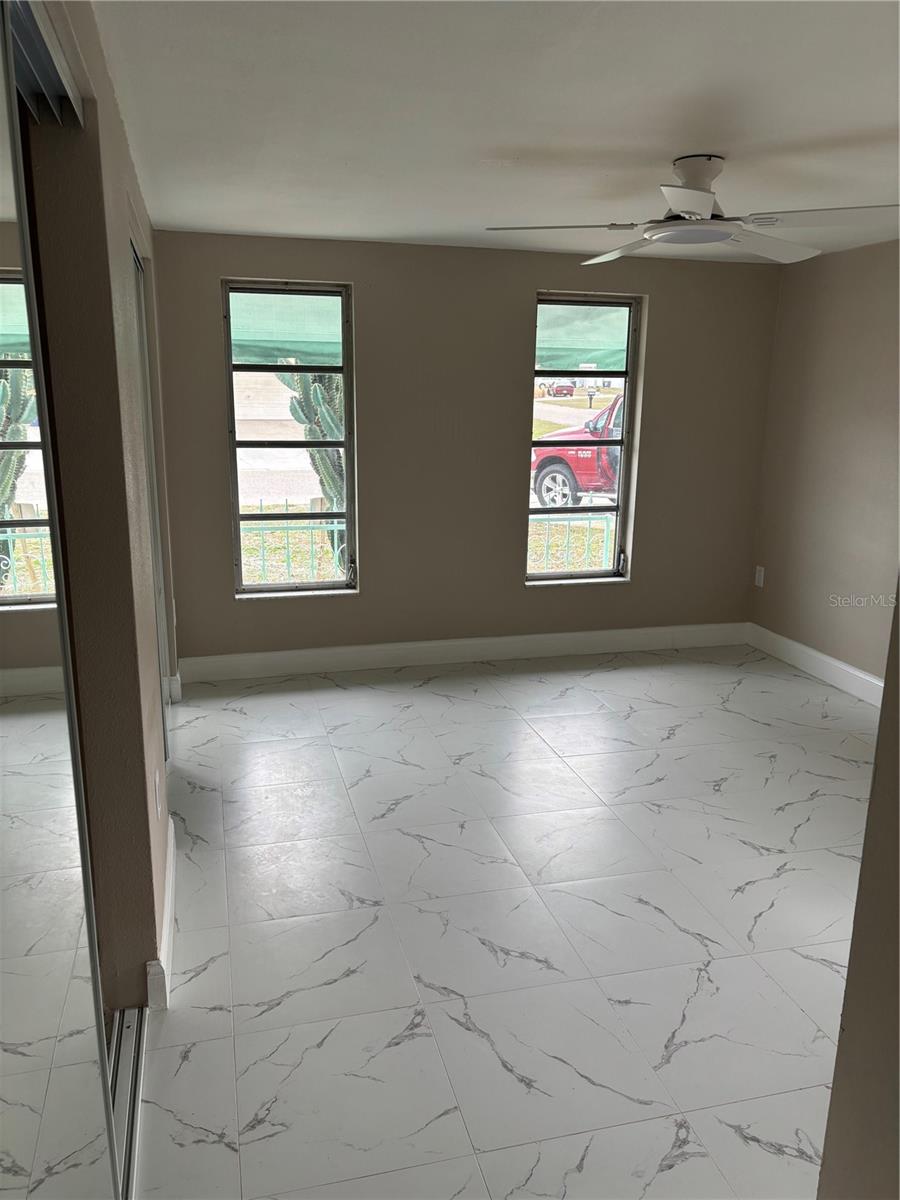 Image 14 of 18 For 10015 Salix Lane