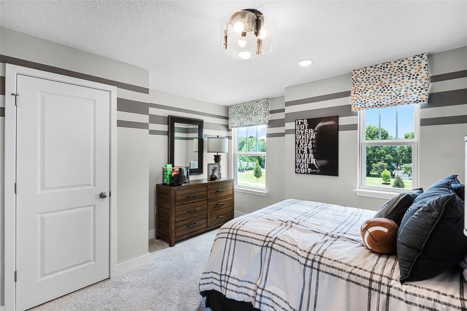 Image 17 of 29 For 740 Mystic Gardens Drive