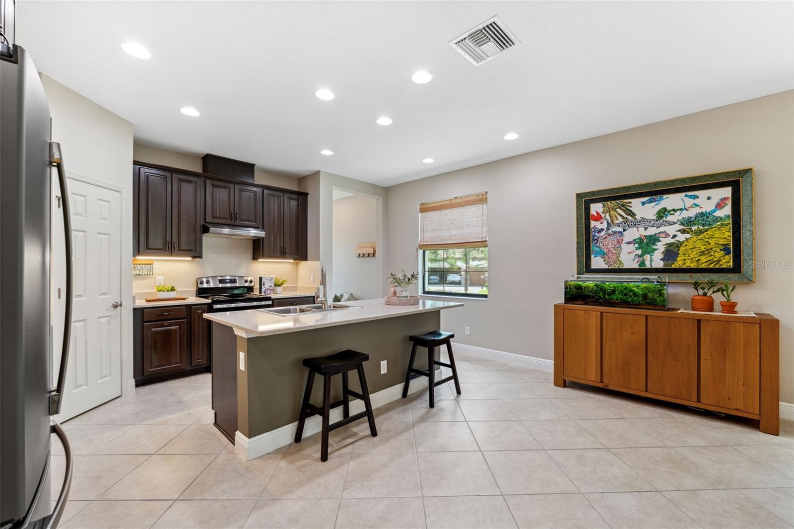 Image 11 of 66 For 3877 Burdick Loop