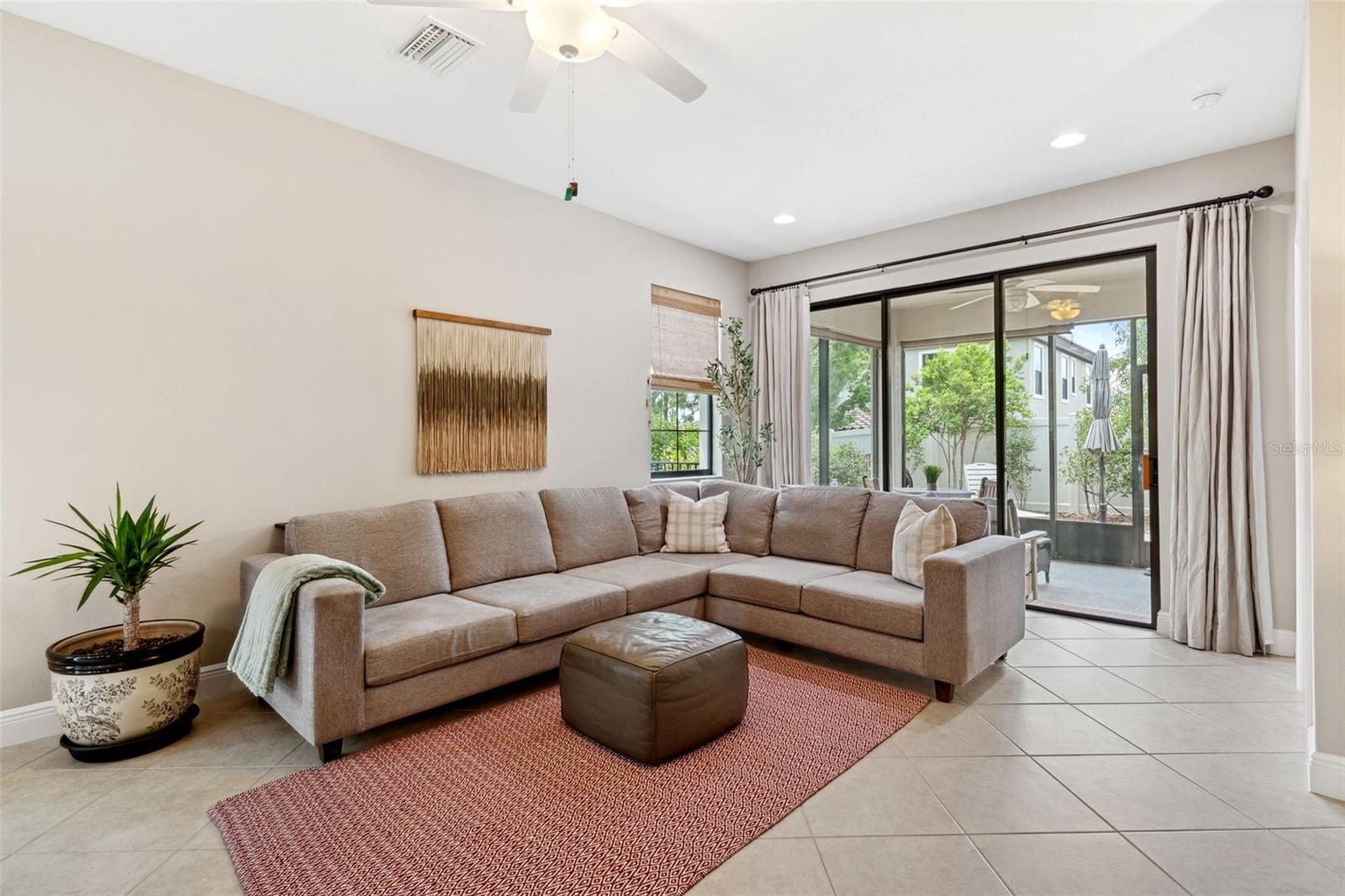 Image 20 of 66 For 3877 Burdick Loop