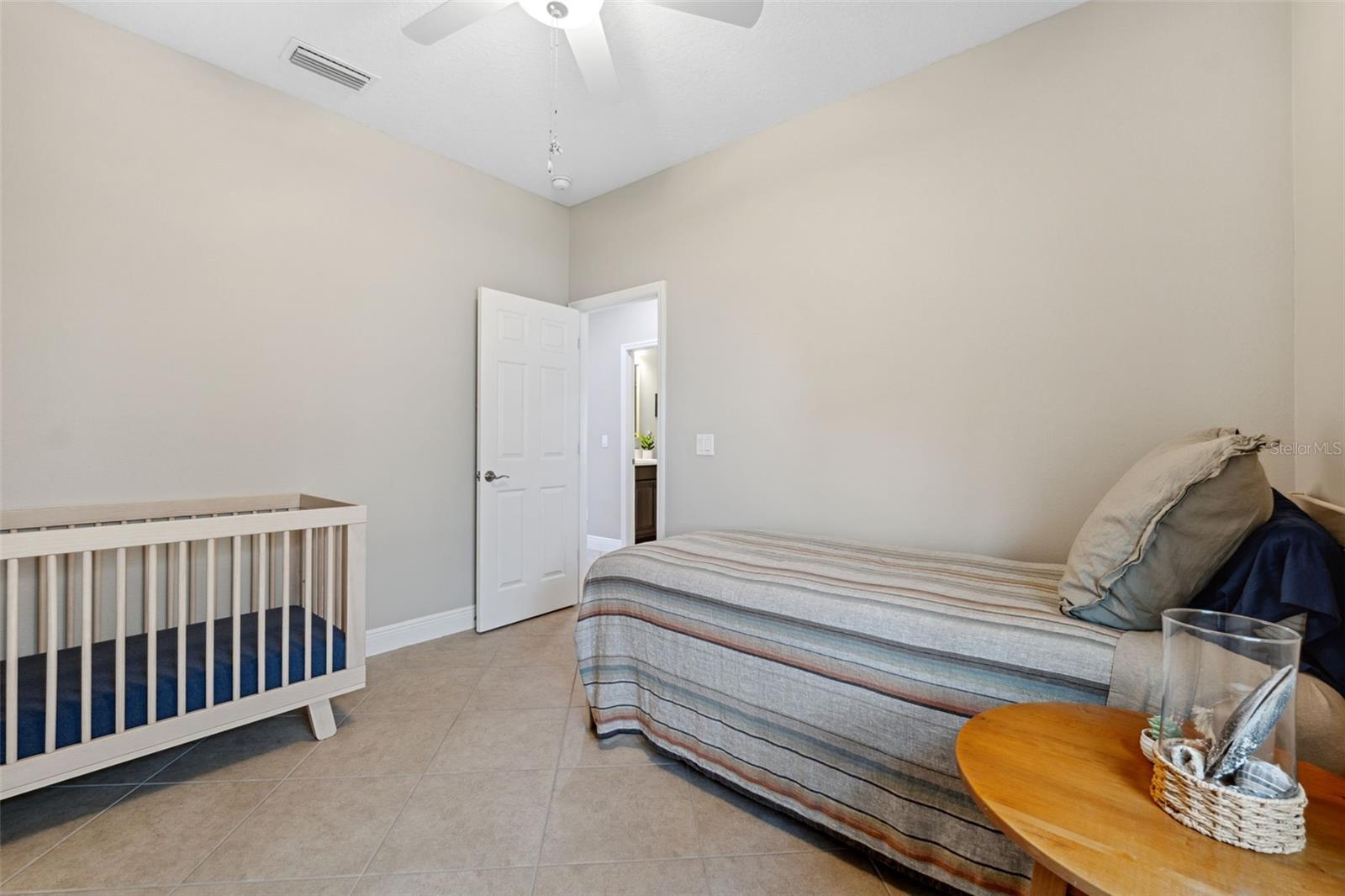 Image 32 of 66 For 3877 Burdick Loop