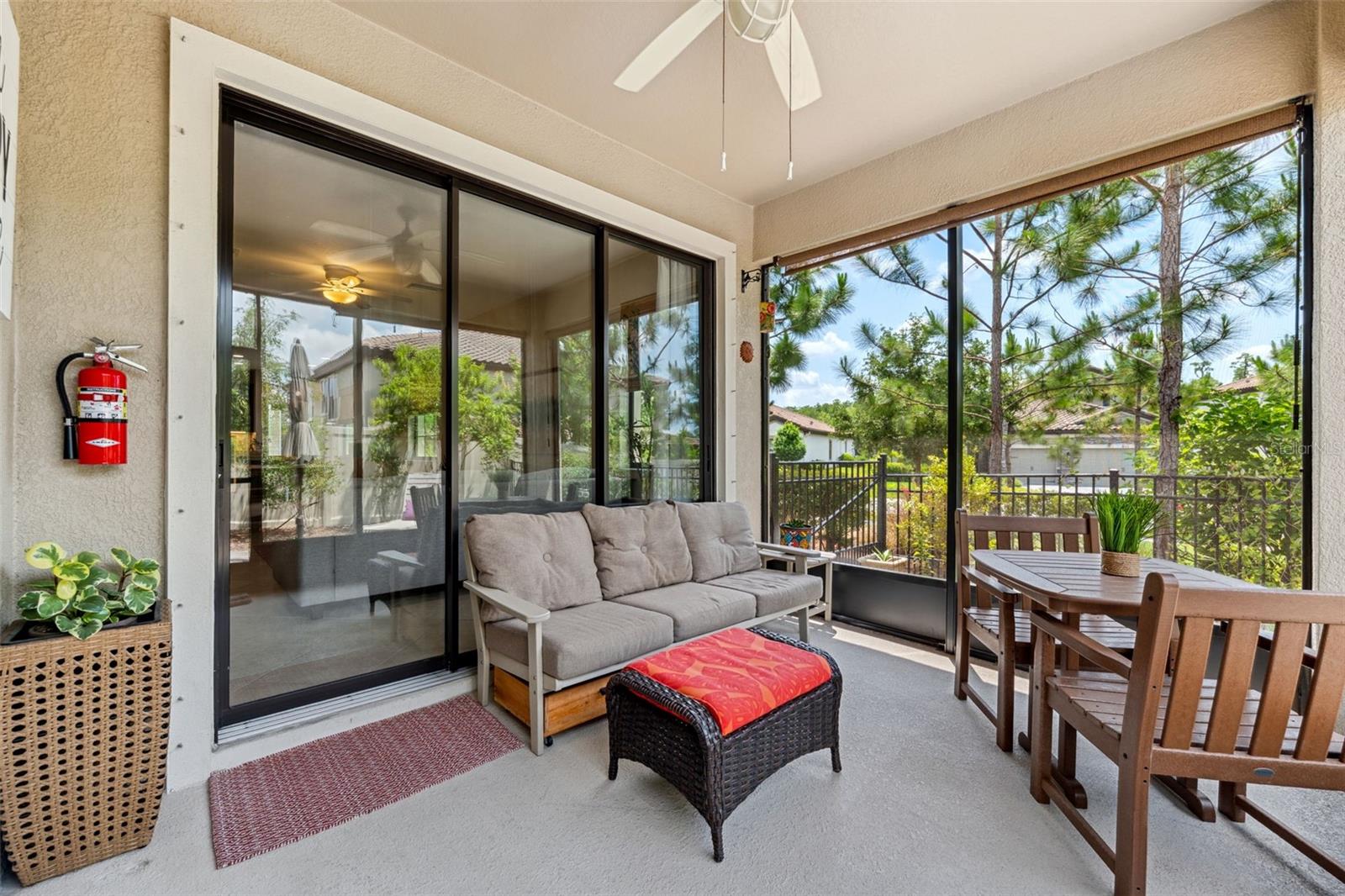 Image 38 of 66 For 3877 Burdick Loop