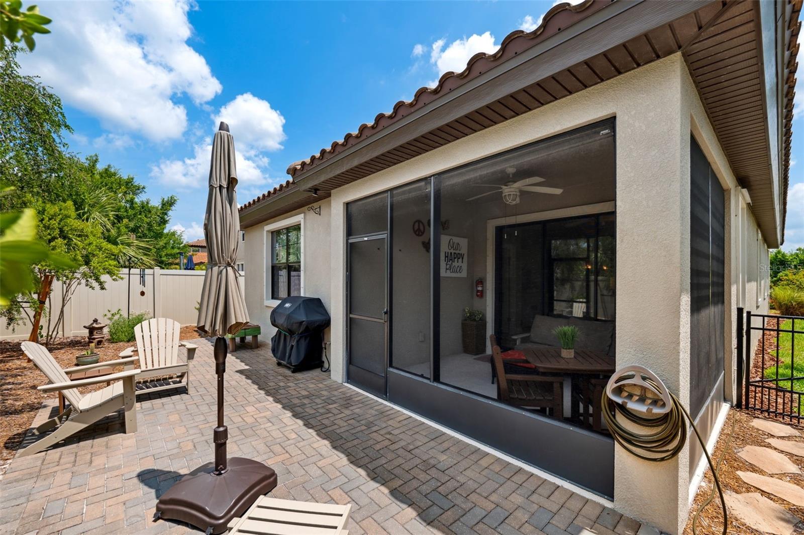 Image 40 of 66 For 3877 Burdick Loop