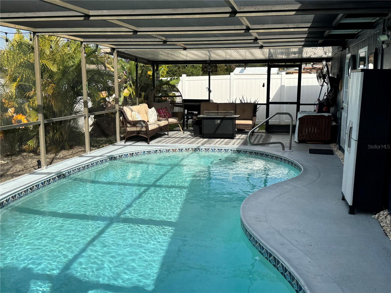 Listing photo id 26 for 10335 Loquat Drive