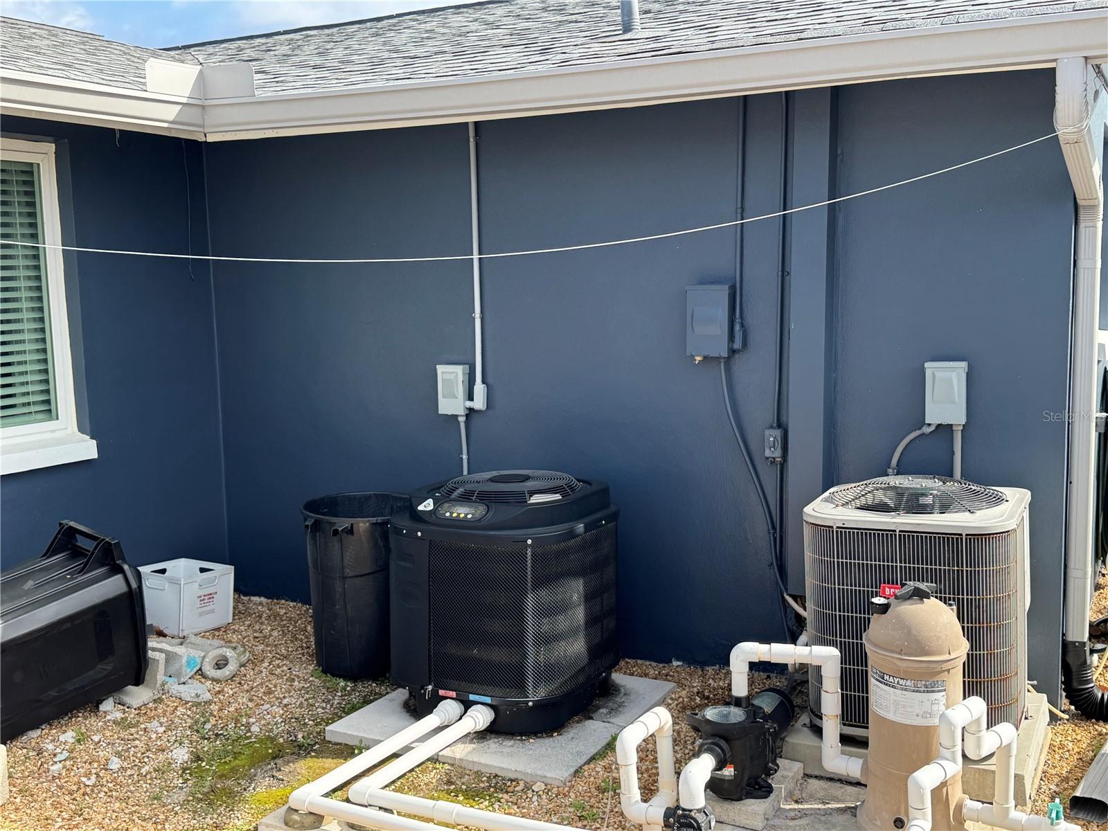 Listing photo id 30 for 10335 Loquat Drive