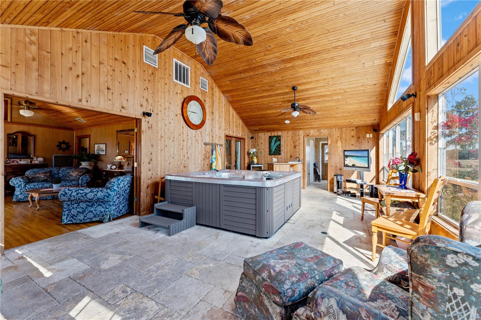 Image 11 of 14 For 9504 Fort King Road