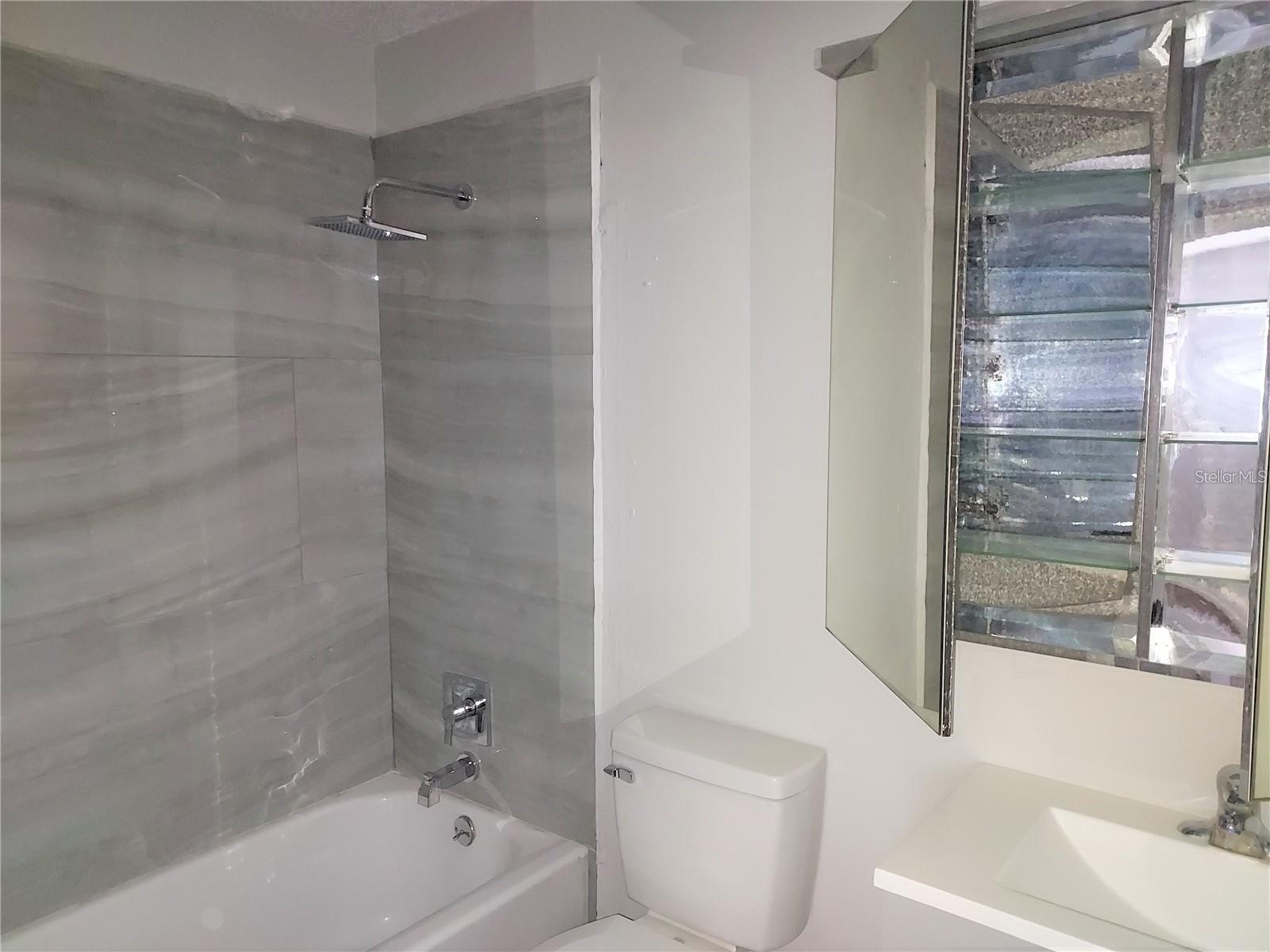 Image 11 of 23 For 2001 Groveland Road