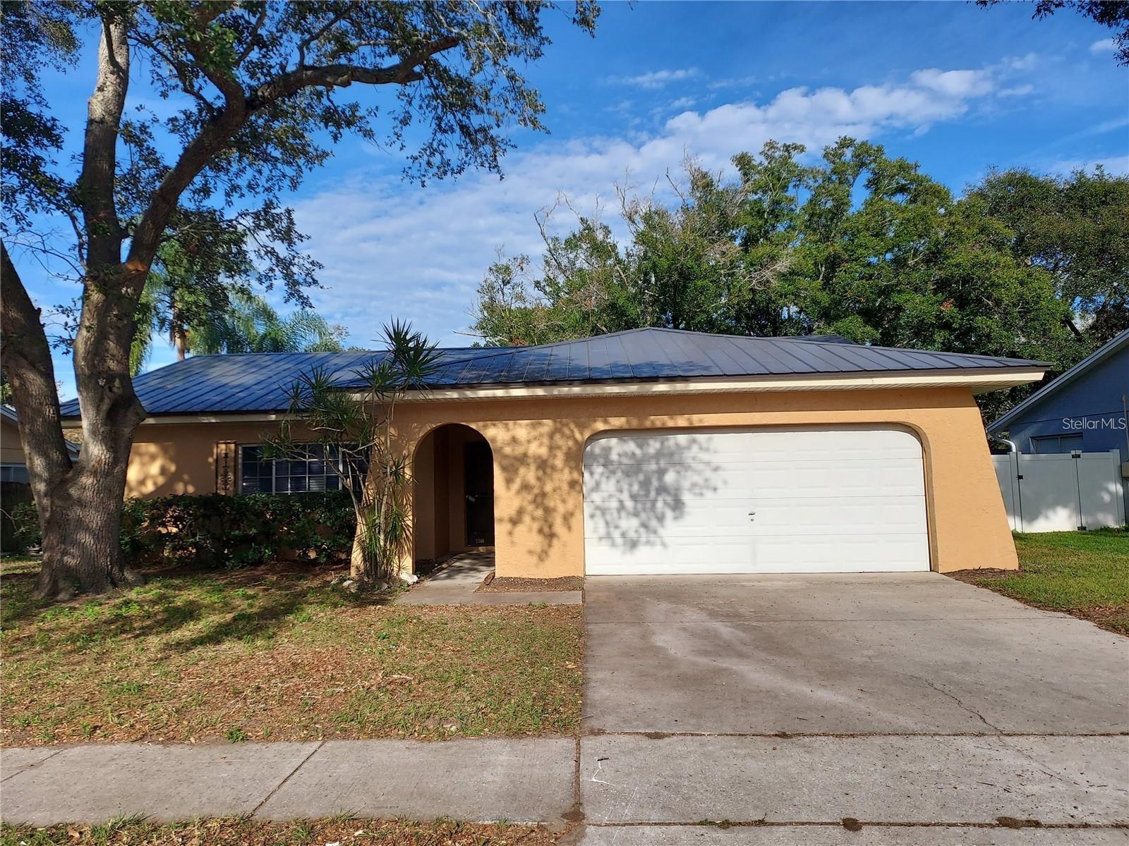 Image 14 of 23 For 2001 Groveland Road