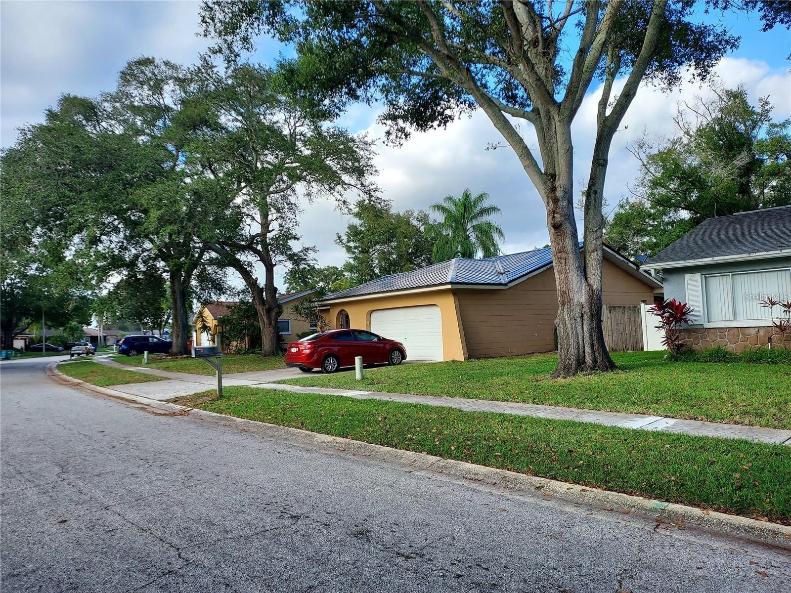 Image 15 of 23 For 2001 Groveland Road