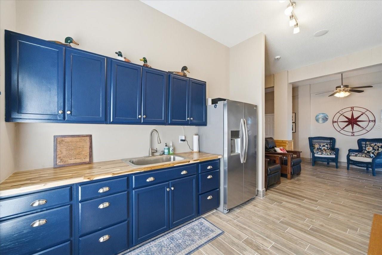 Image 41 of 80 For 4196 Des Prez Court