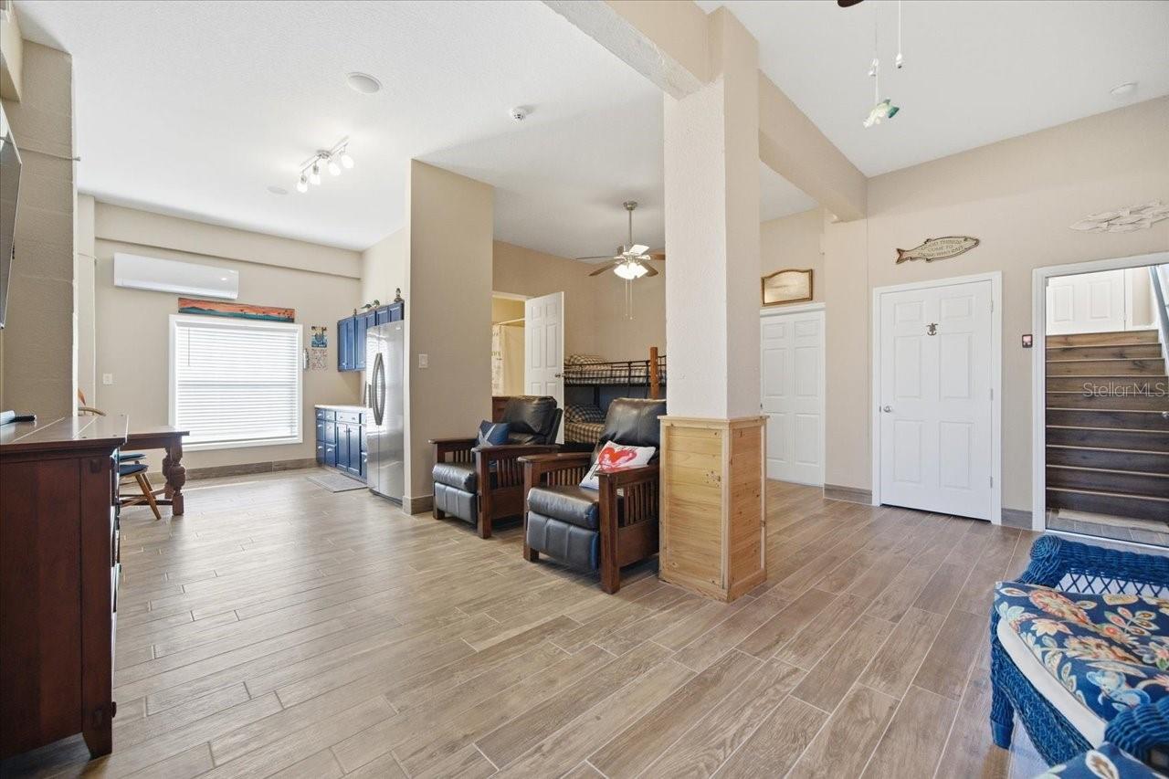 Image 67 of 80 For 4196 Des Prez Court