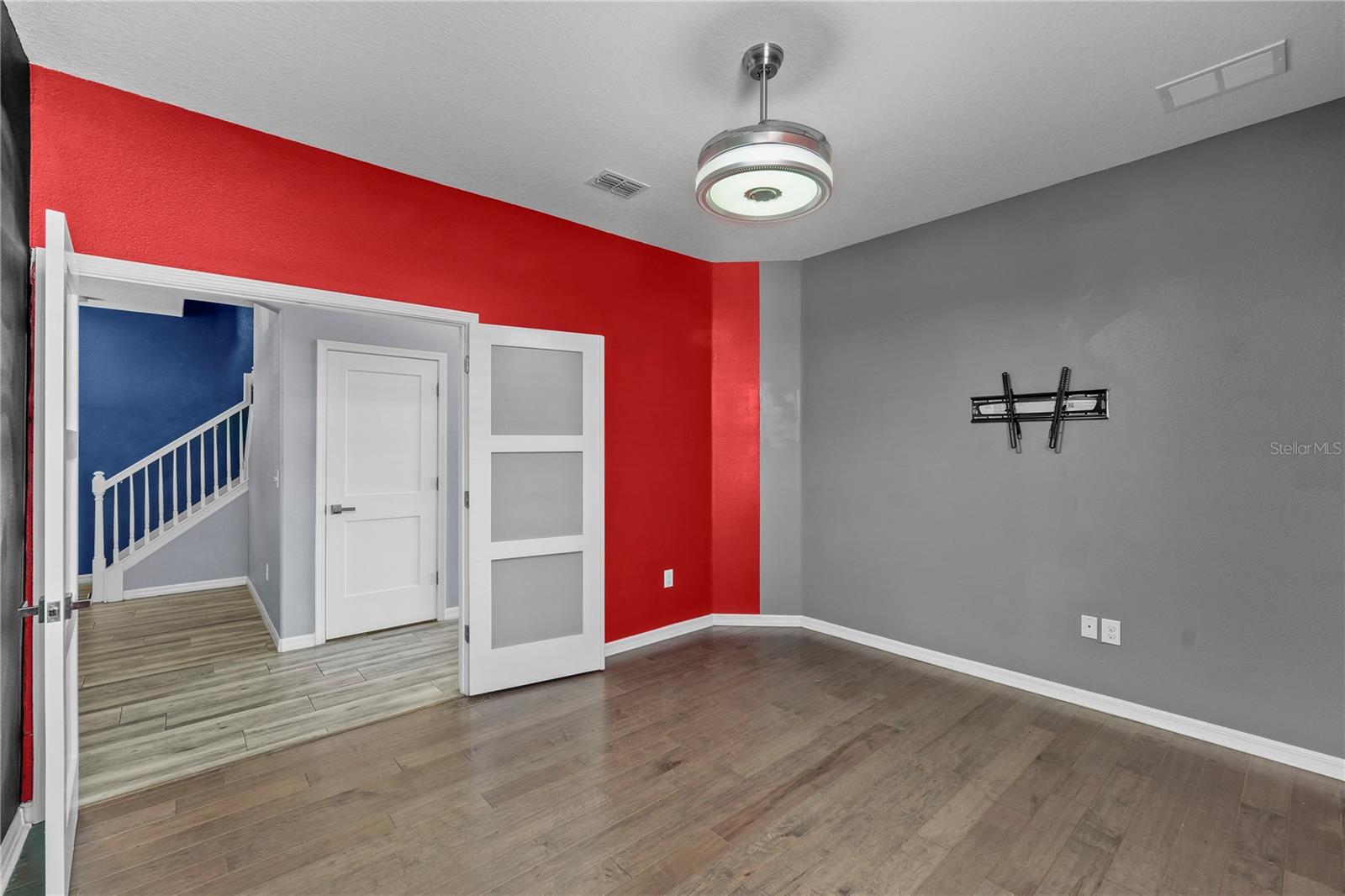 Image 19 of 53 For 11728 Lake Boulevard