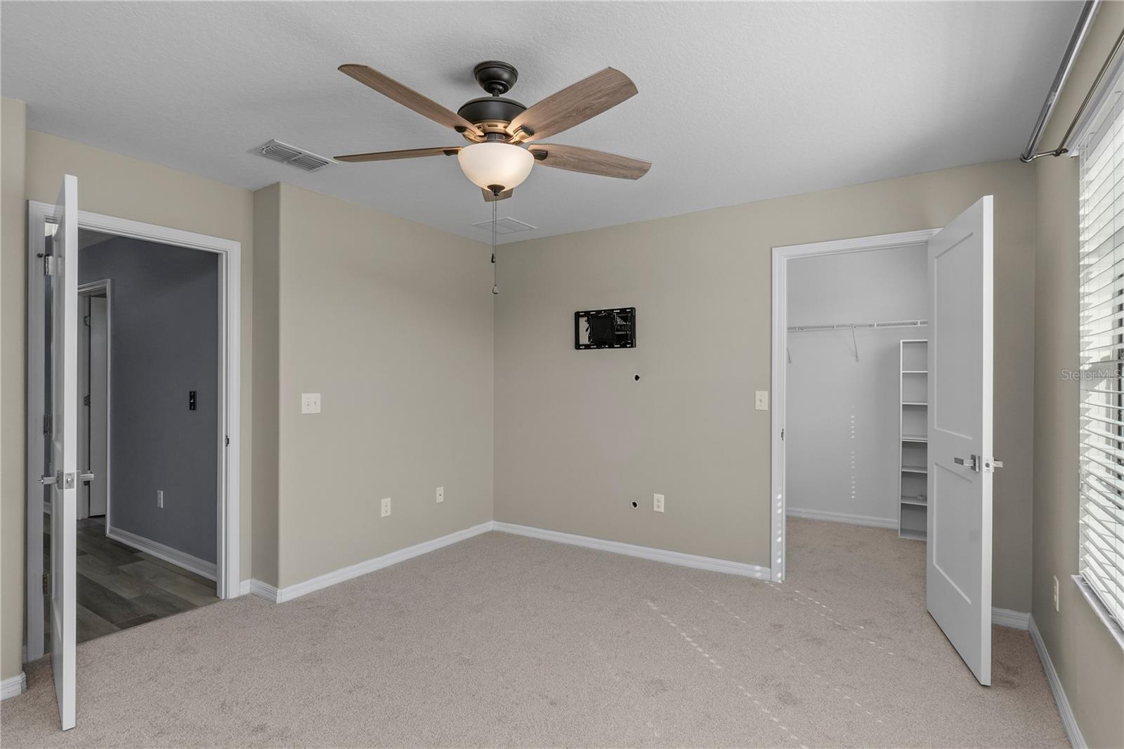 Image 31 of 53 For 11728 Lake Boulevard