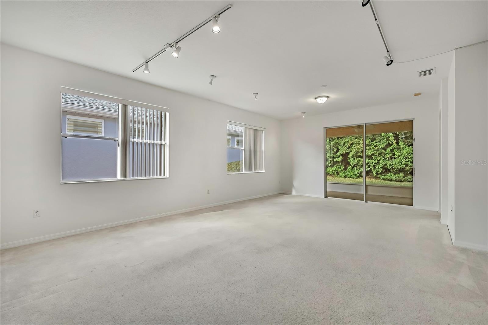 Image 5 of 42 For 8049 Sanguinelli Road