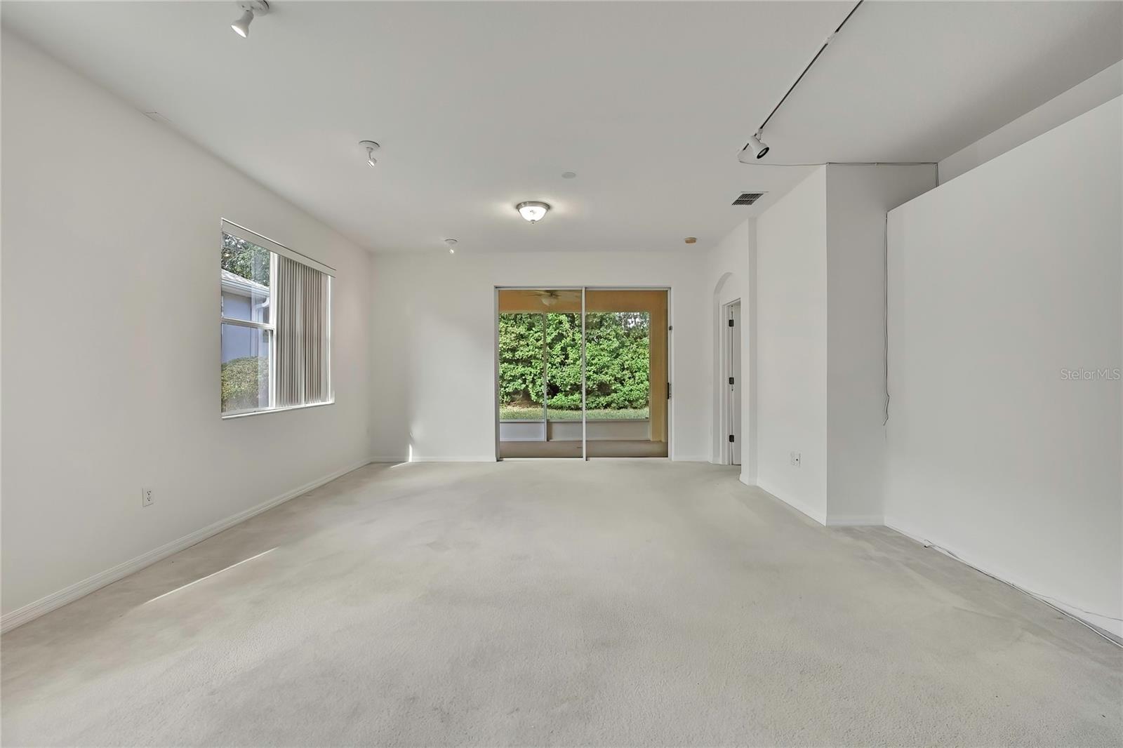 Image 6 of 42 For 8049 Sanguinelli Road