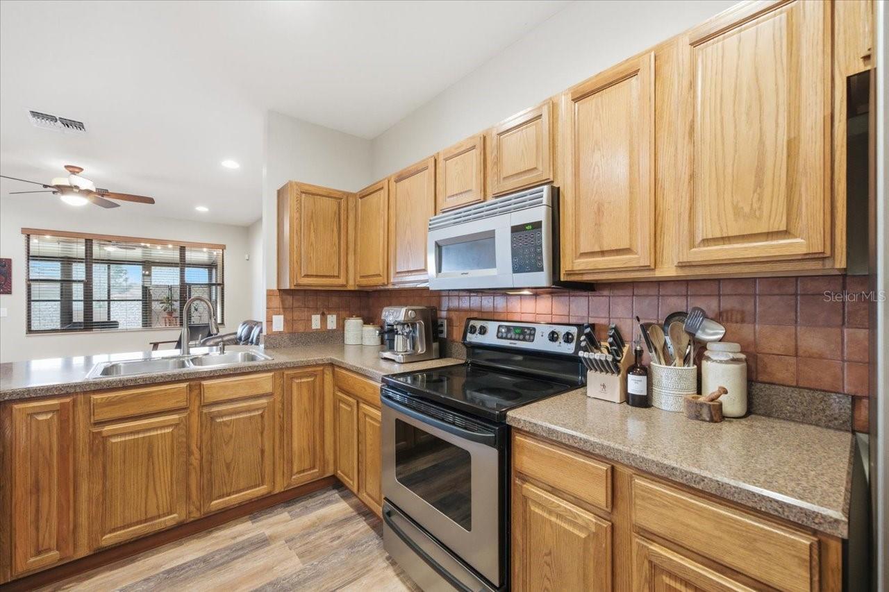 Image 20 of 38 For 9202 Southern Charm Circle