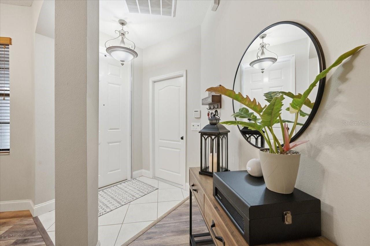 Image 6 of 38 For 9202 Southern Charm Circle