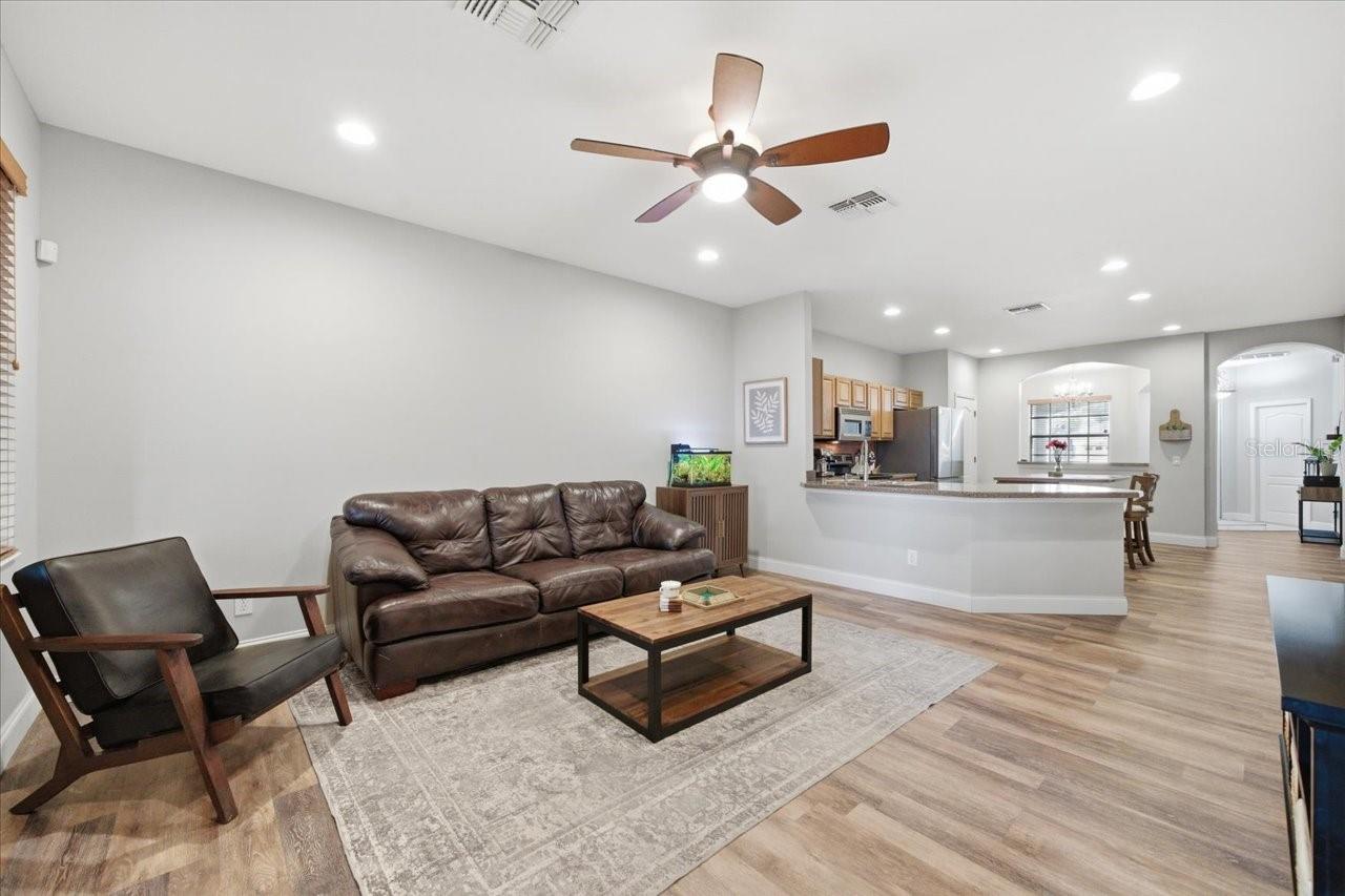 Image 9 of 38 For 9202 Southern Charm Circle