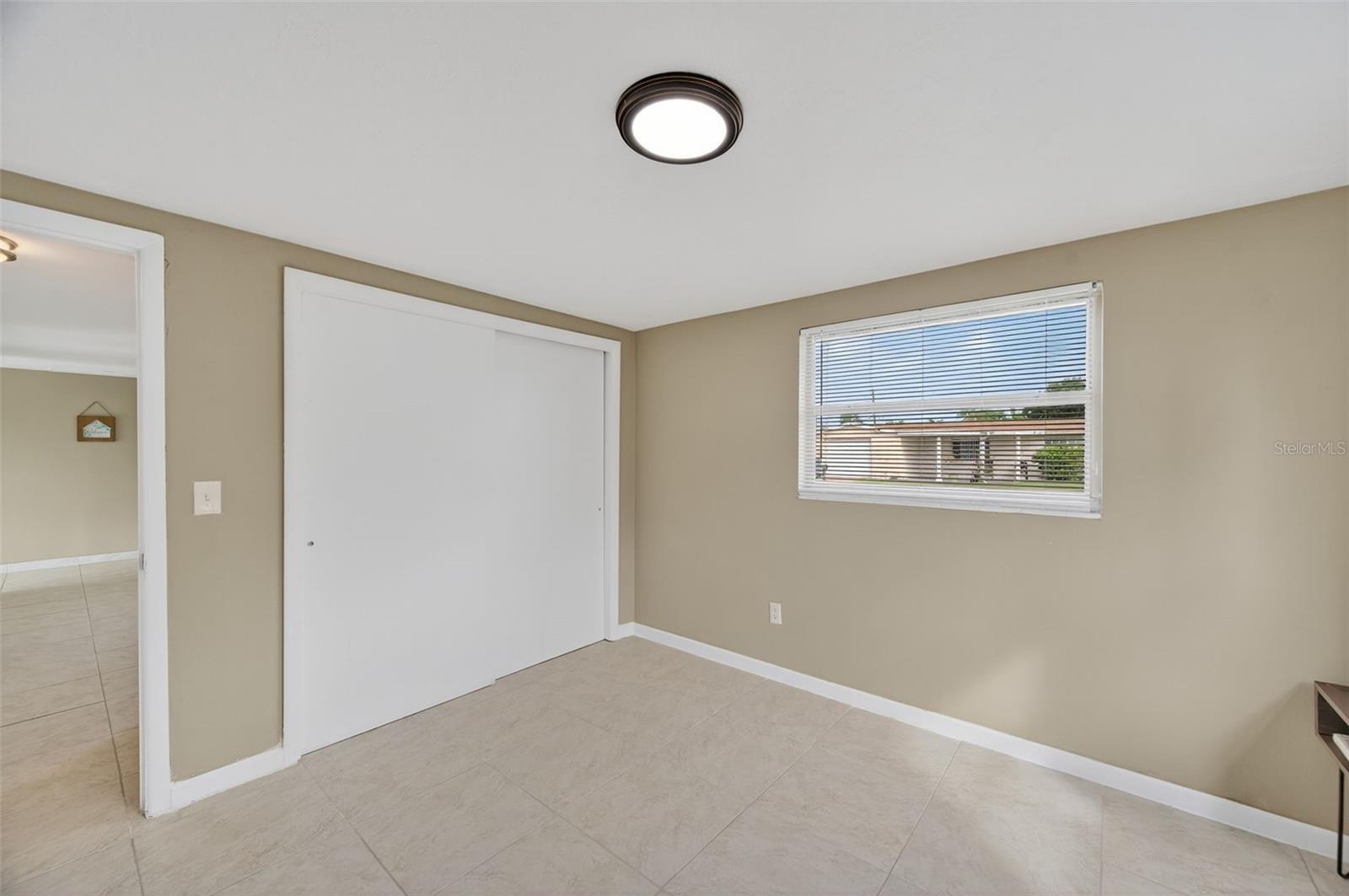 Image 19 of 47 For 3742 Elmwood Drive