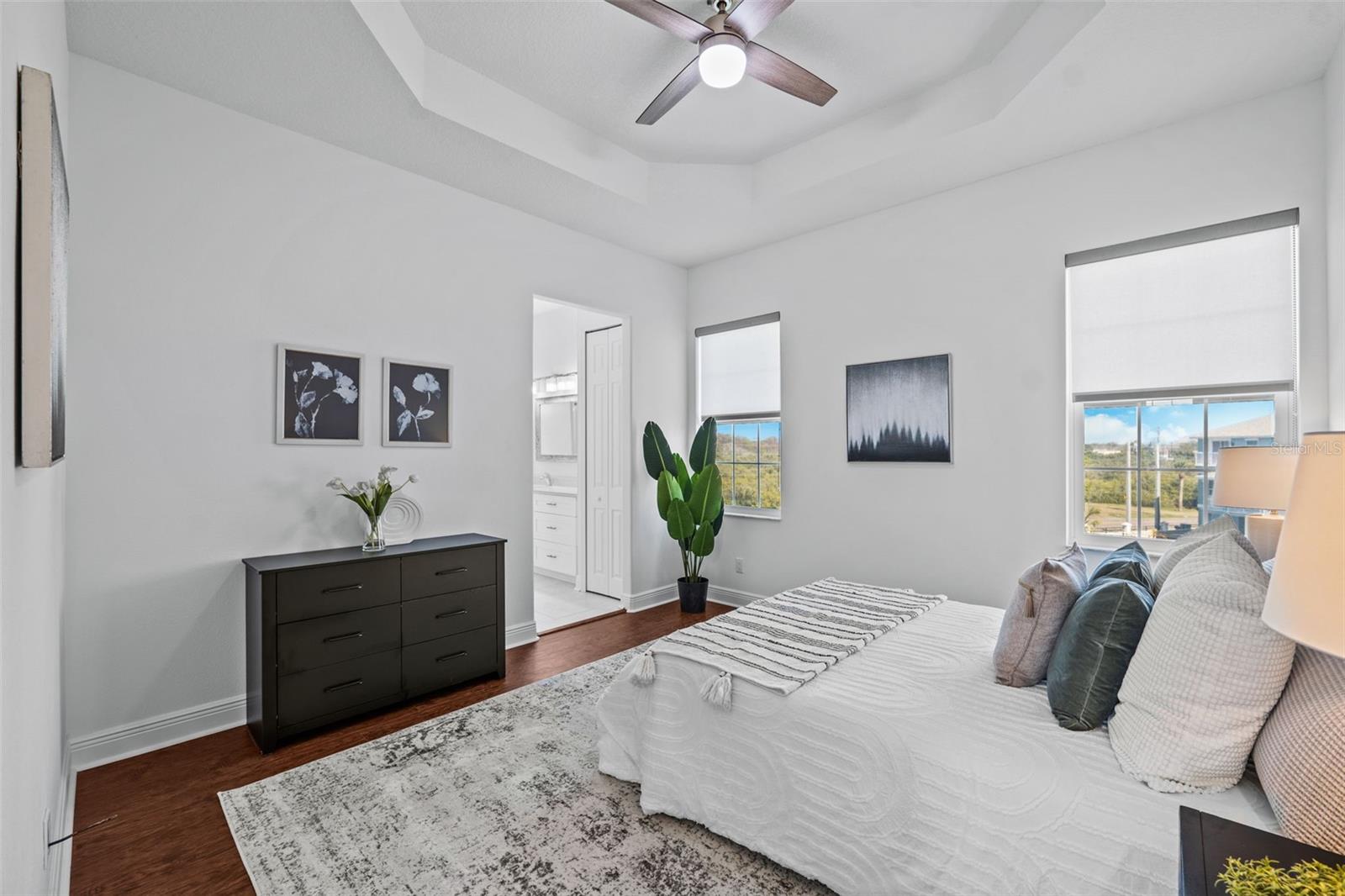 Image 12 of 55 For 5730 Biscayne Court 6