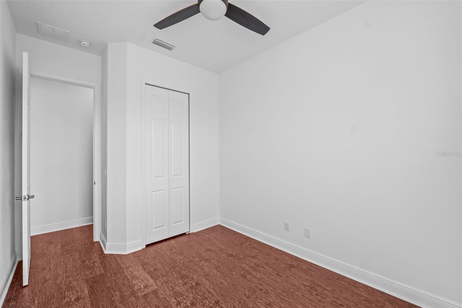 Image 18 of 55 For 5730 Biscayne Court 6