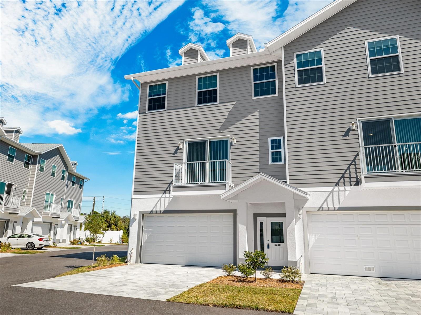 Image 27 of 55 For 5730 Biscayne Court 6