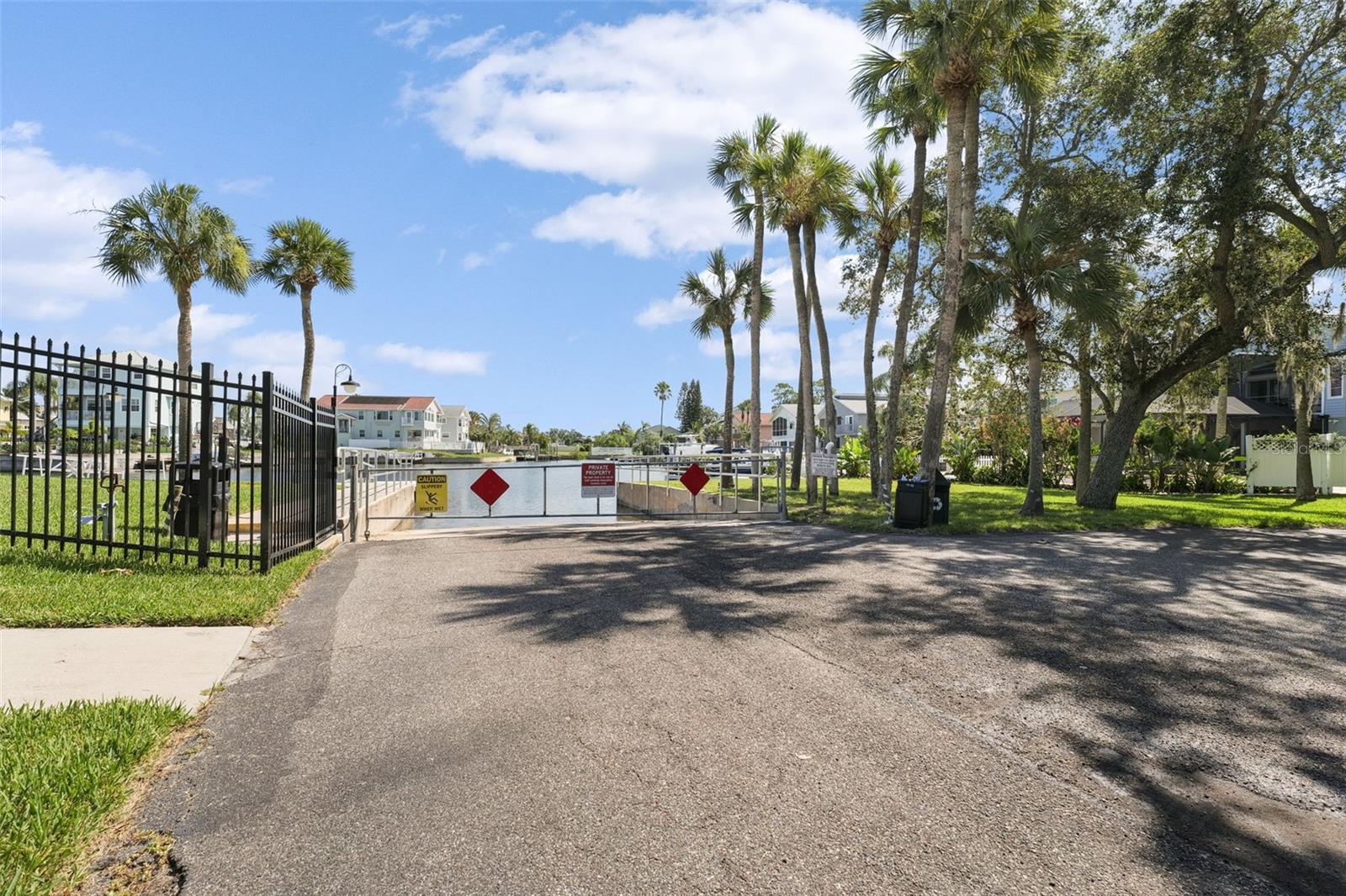 Image 34 of 55 For 5730 Biscayne Court 6