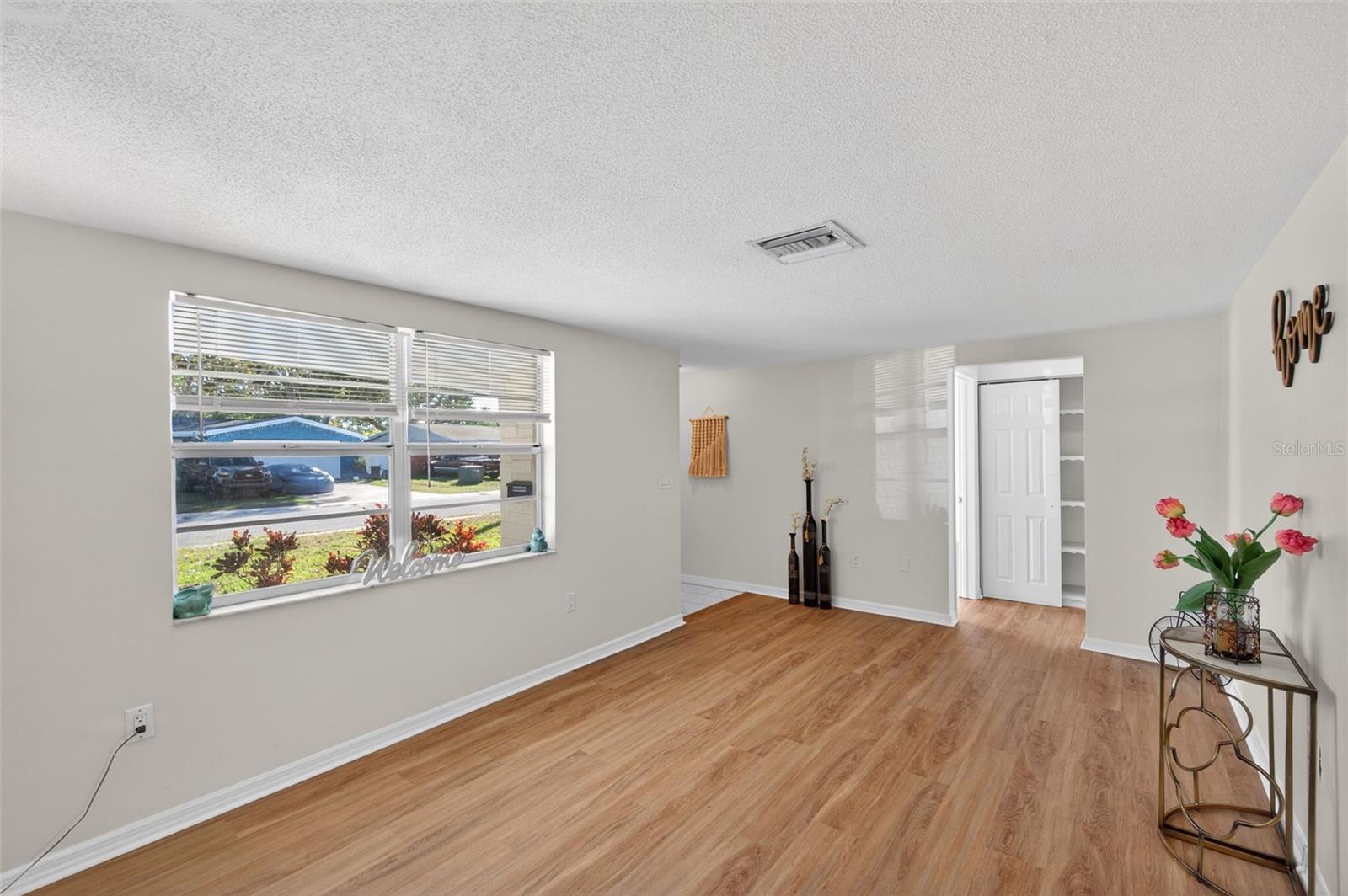 Image 12 of 60 For 7547 Cumber Drive