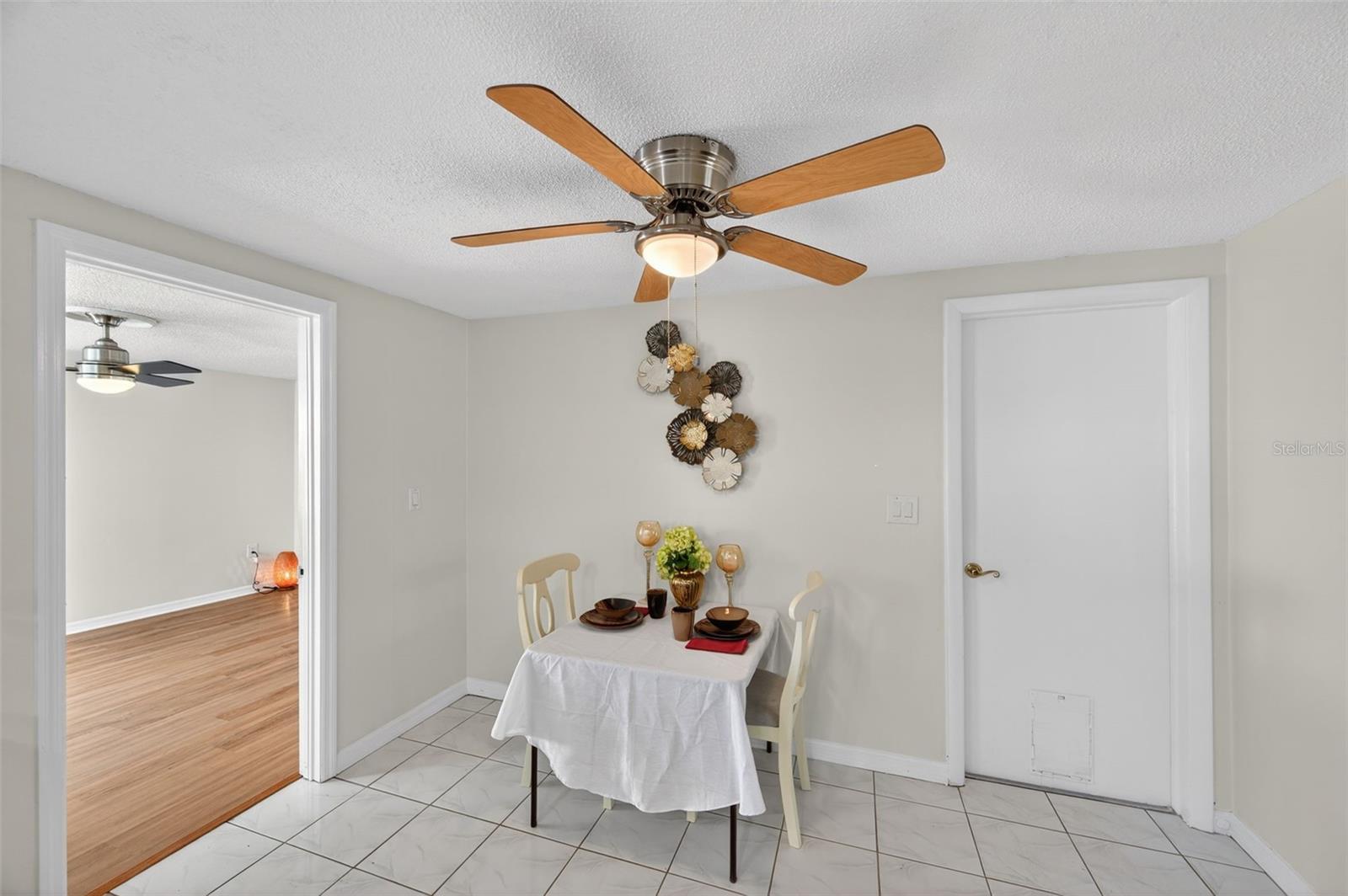 Image 17 of 60 For 7547 Cumber Drive