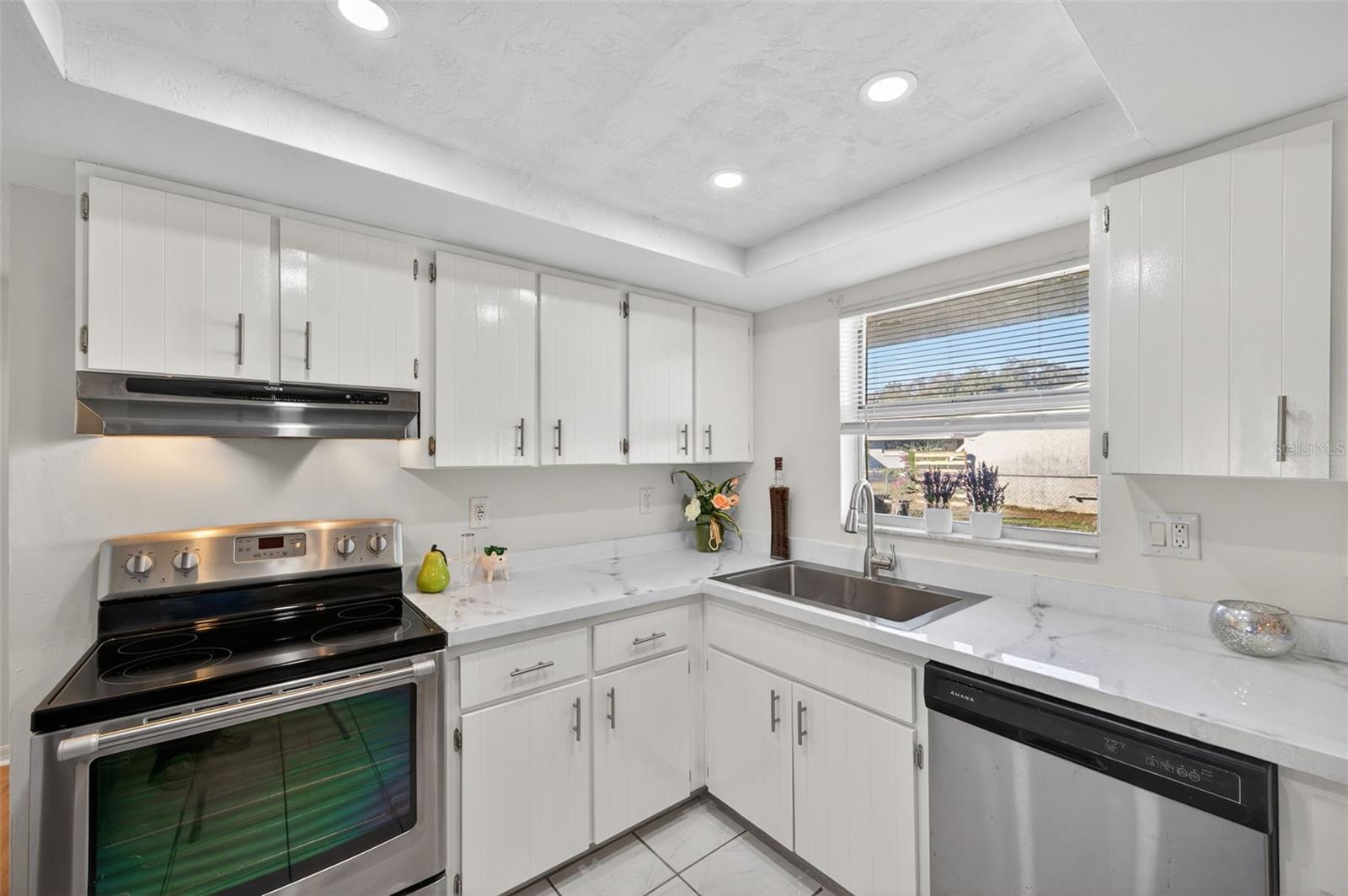 Image 23 of 60 For 7547 Cumber Drive