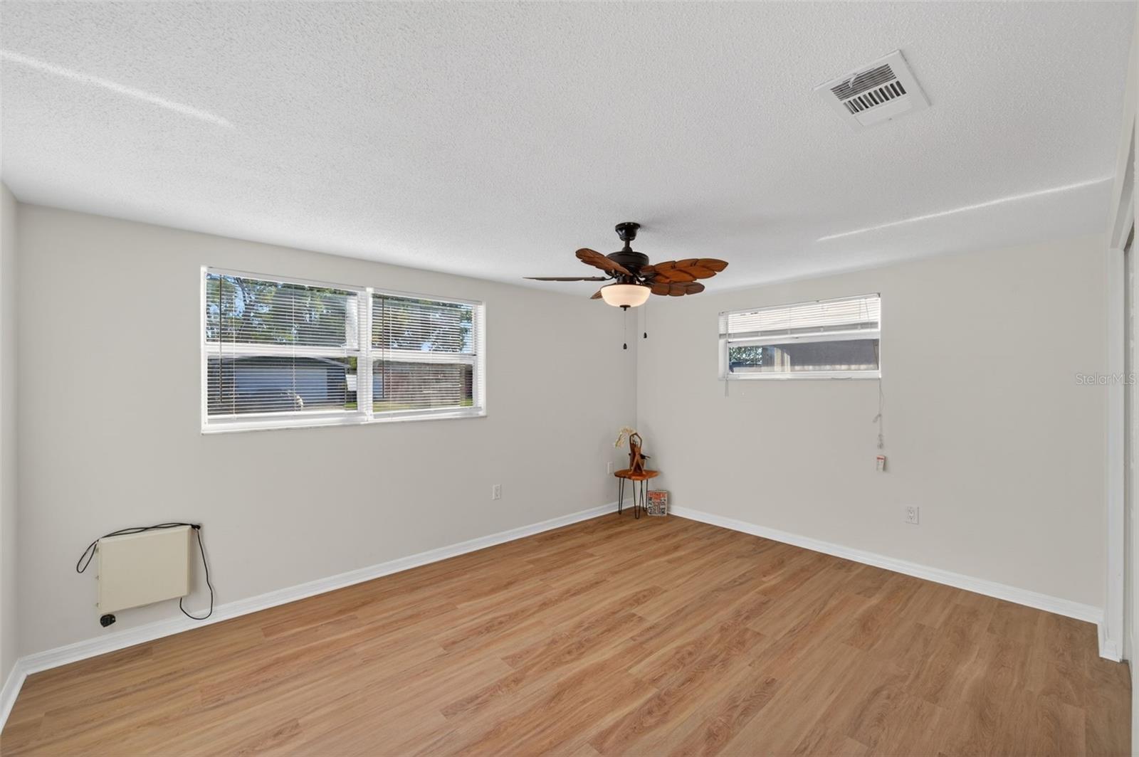 Image 31 of 60 For 7547 Cumber Drive